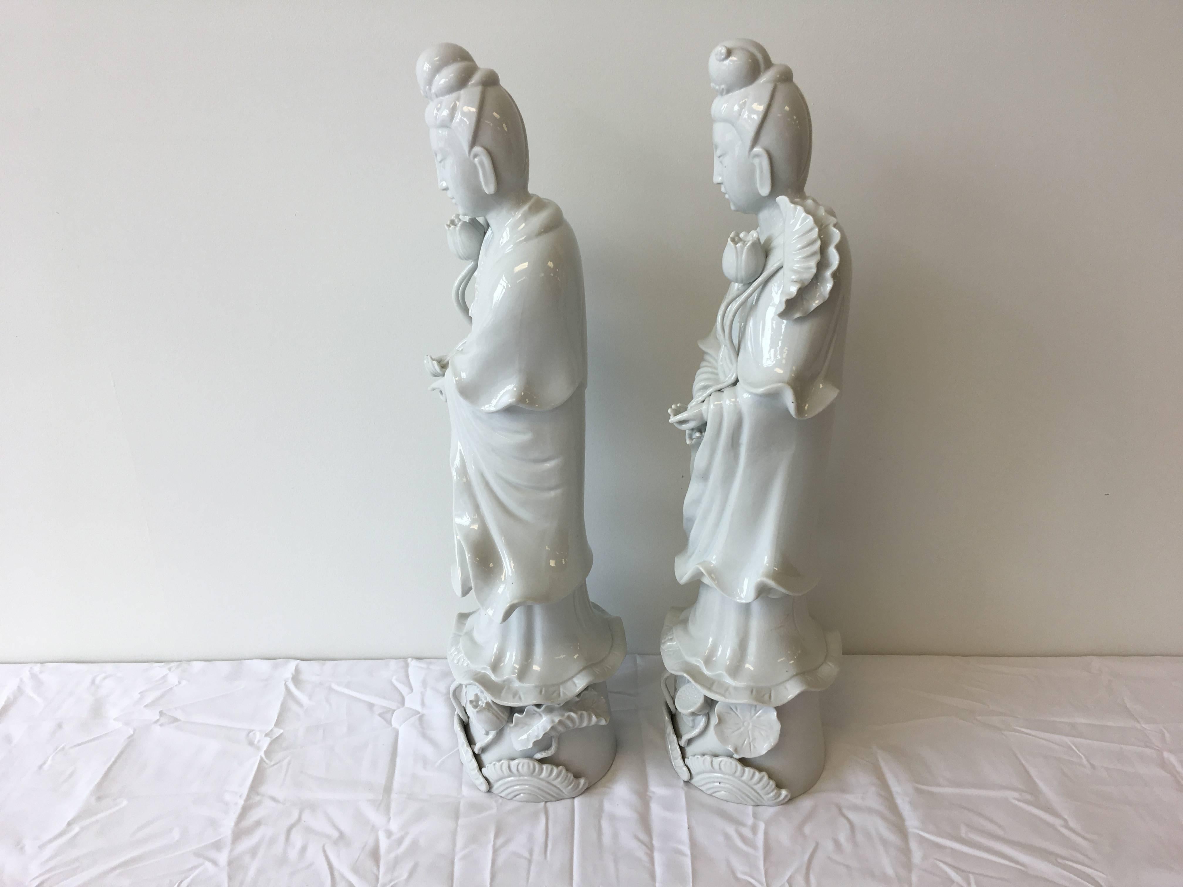 Large Blanc de Chine Guan Yin Statues, Pair In Excellent Condition In Richmond, VA