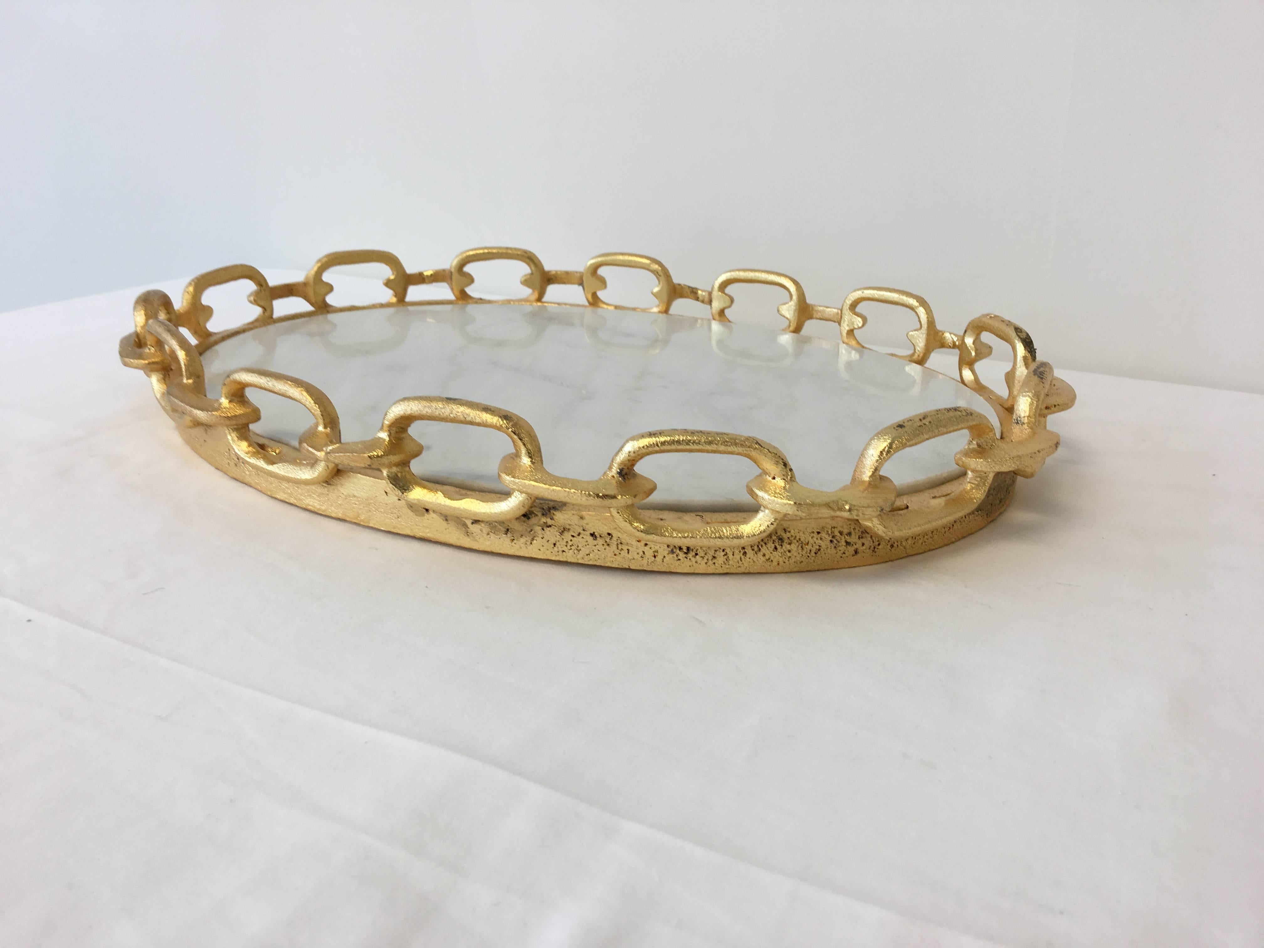 Offered is a fabulous, modern gilt chain and white marble serving tray.