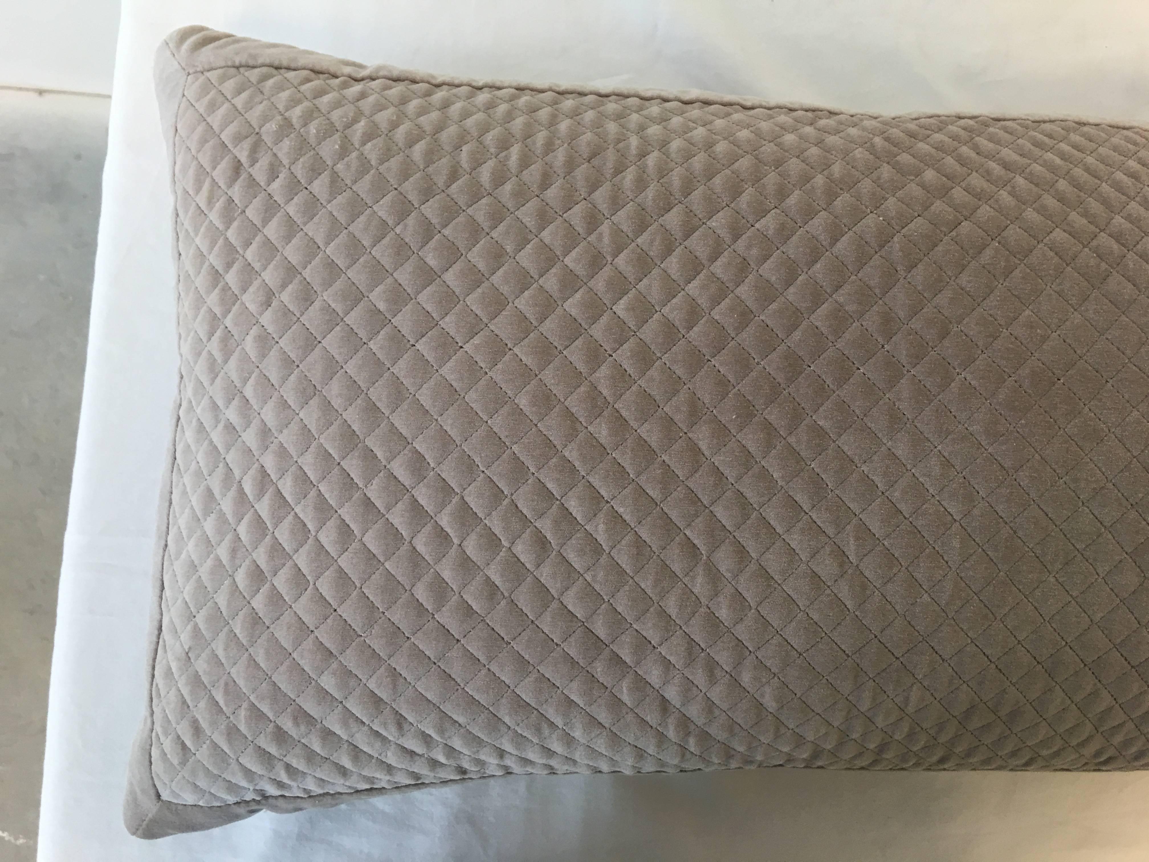 Offered is a gorgeous, modern taupe colored velvet accent pillow with a quilted pattern. Filled with down feathers. Slip covered, dry clean only.