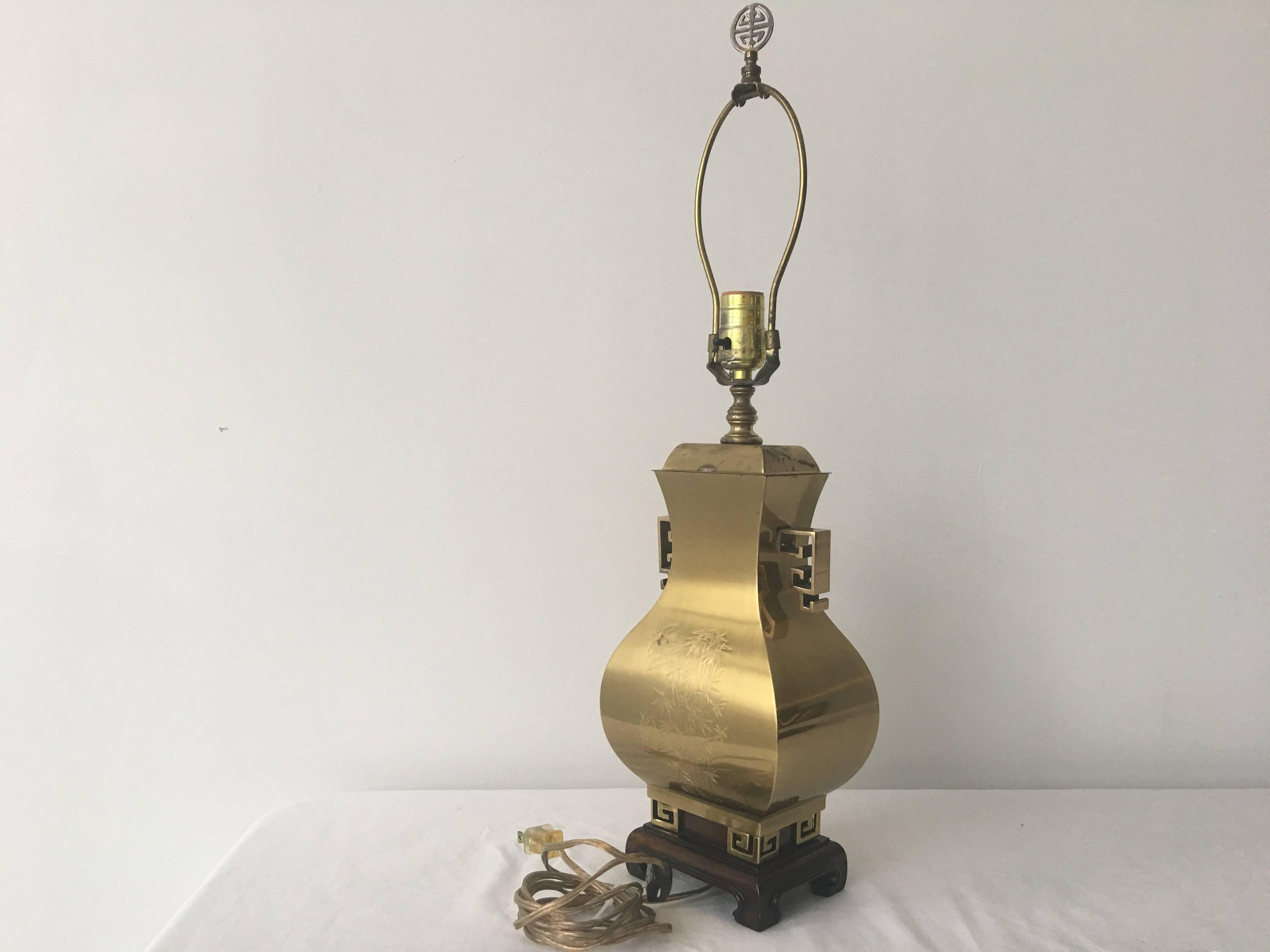 20th Century 1970s Brass Asian Urn Lamp with Greek Key Detailing For Sale