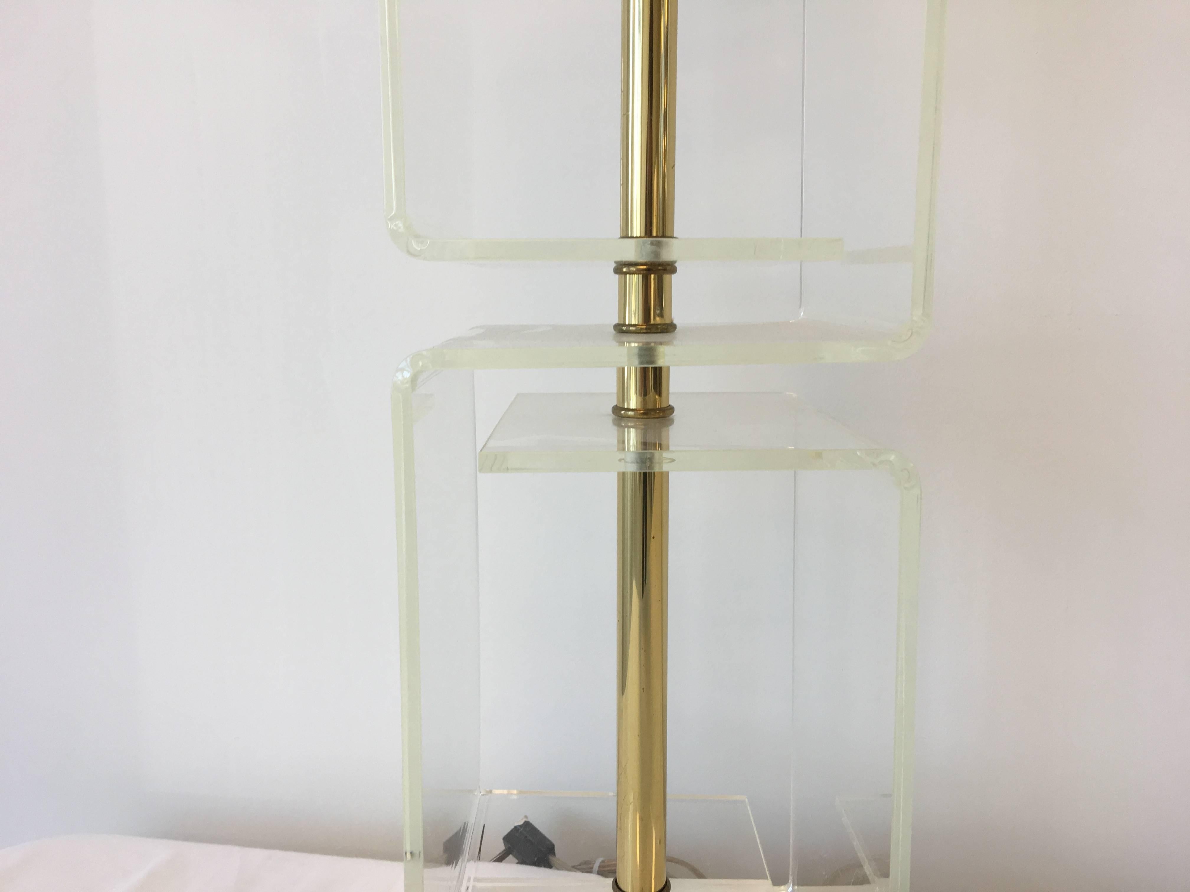 1960s Mid-Century Modern Lucite and Brass Table Lamp with Greek Key Silhouette 2