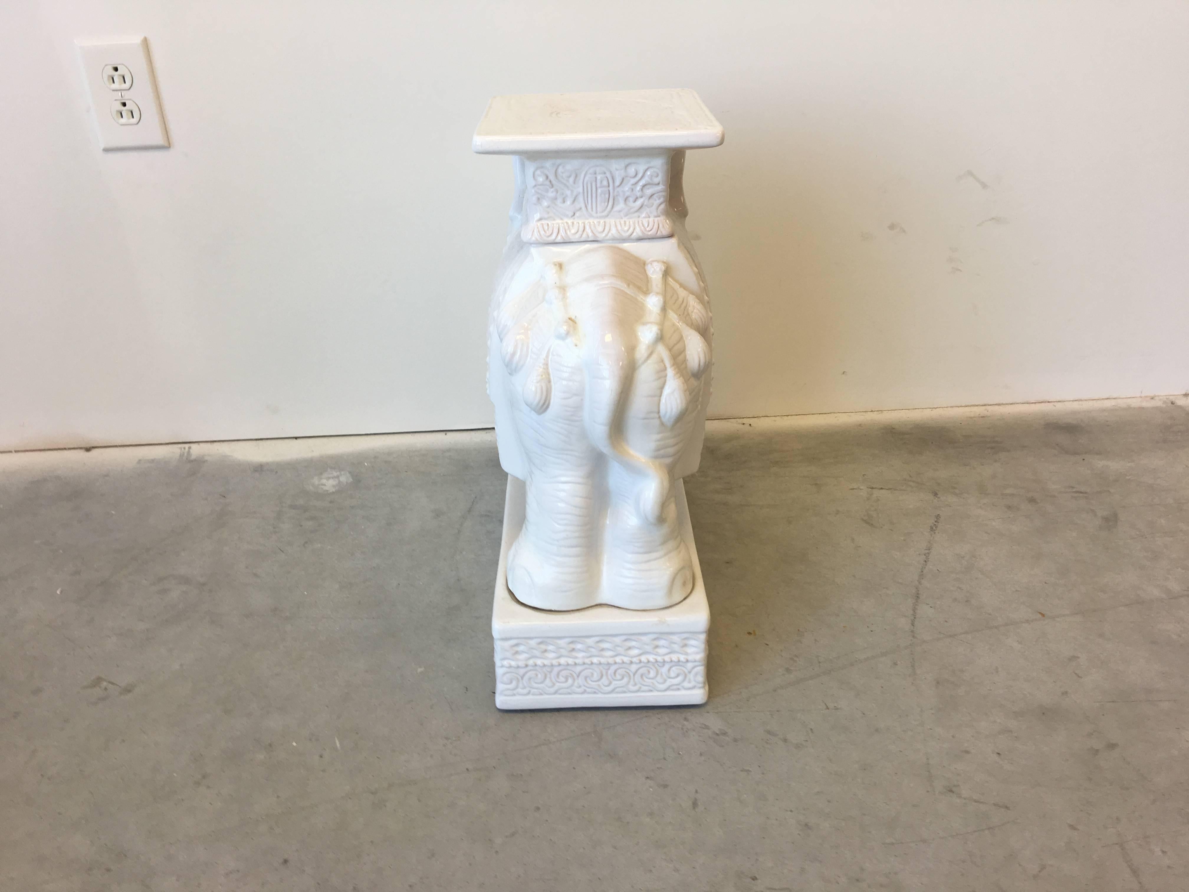white elephant stool