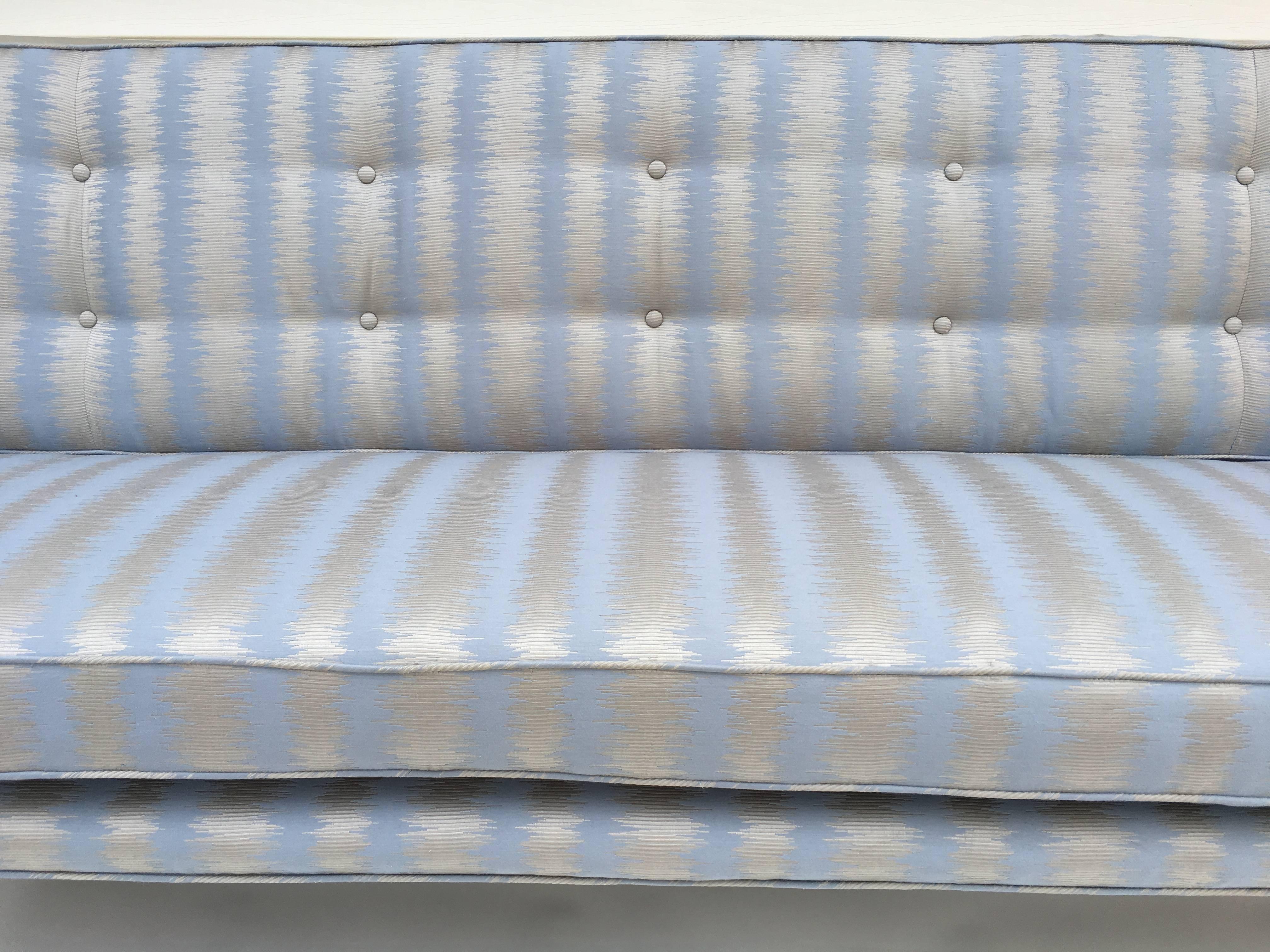 Mid-Century Modern 1970s Milo Baughman Style Floating Chrome Sofa in Ice Blue and Silver Fabric