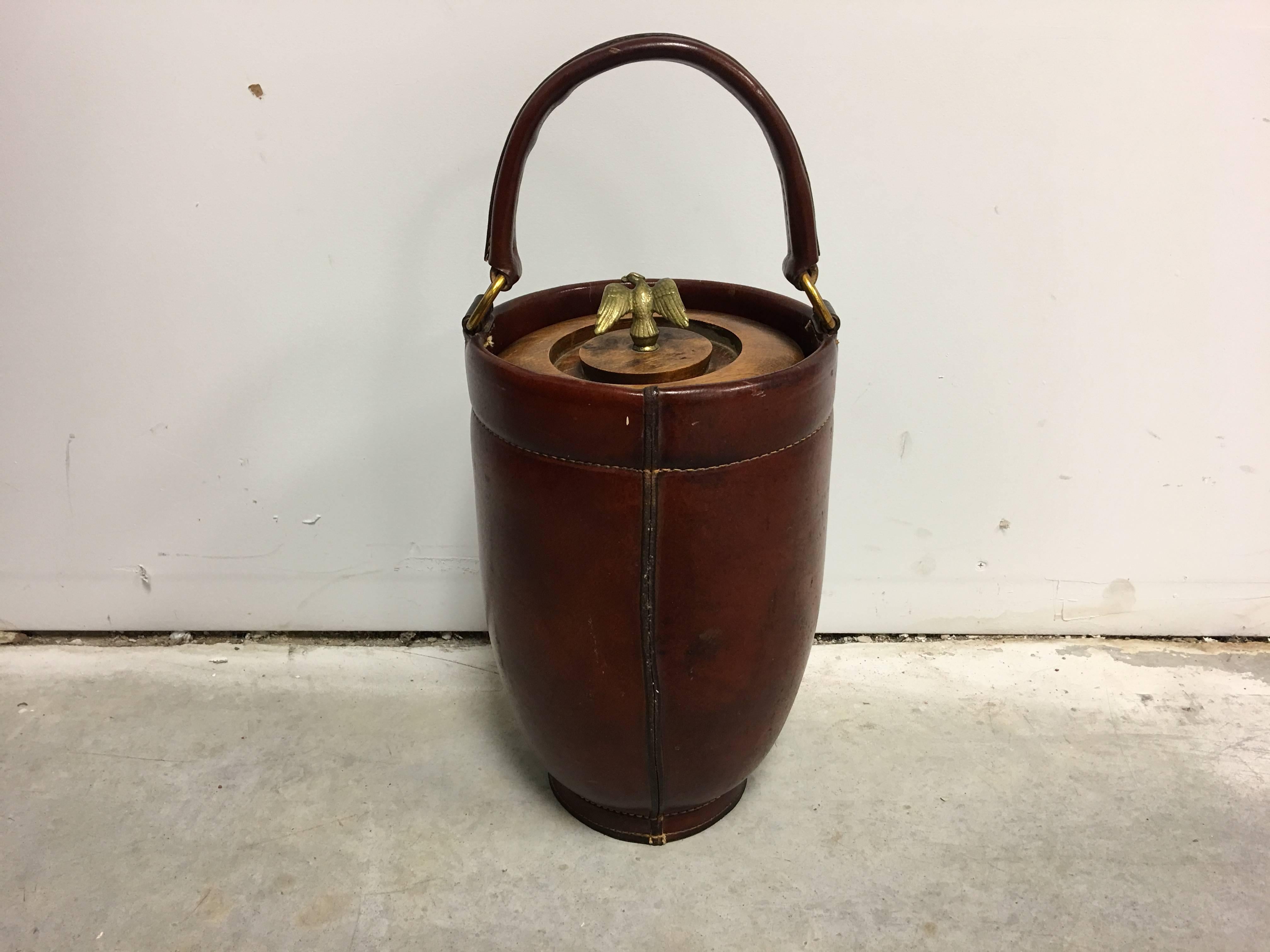1950s Leather Papeete Fire Ice bucket In Excellent Condition For Sale In Richmond, VA