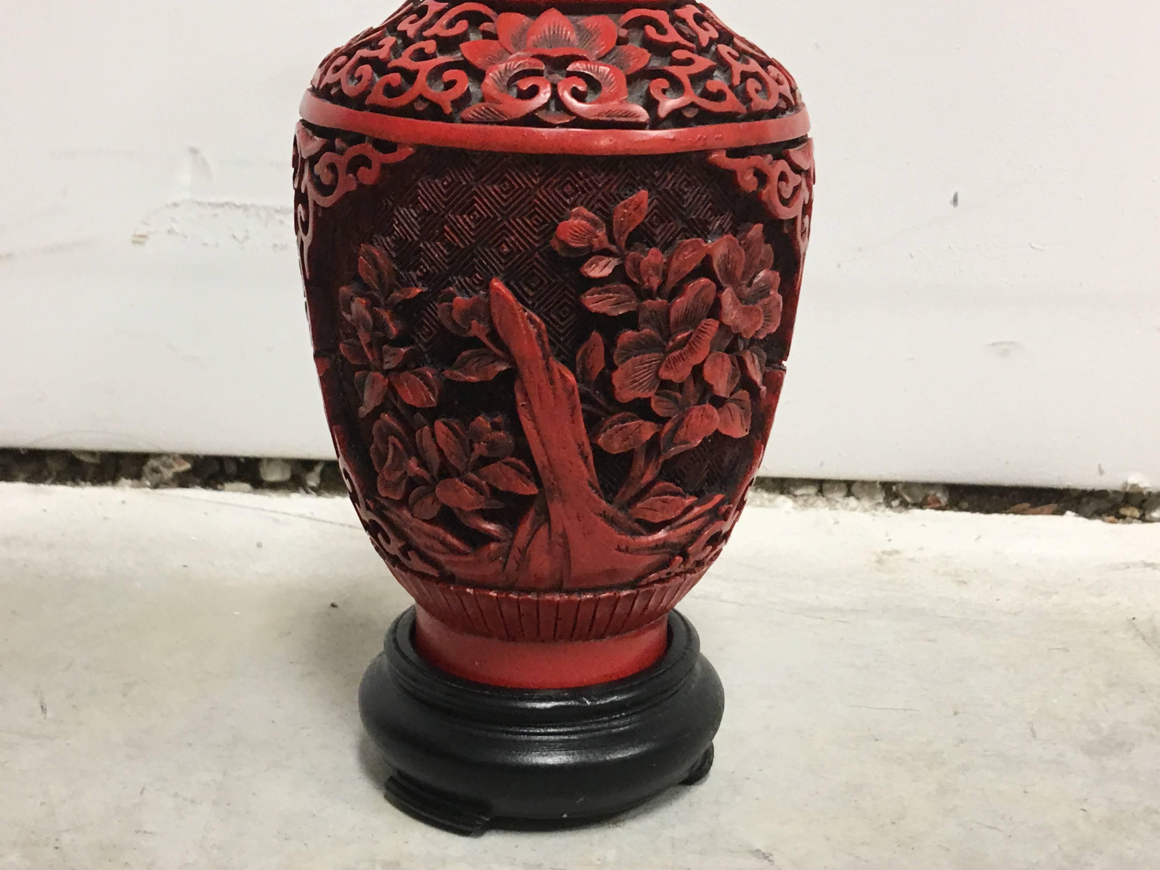 Chinoiserie 19th Century Chinese Red Cinnabar Cloisonné Vase on Stand