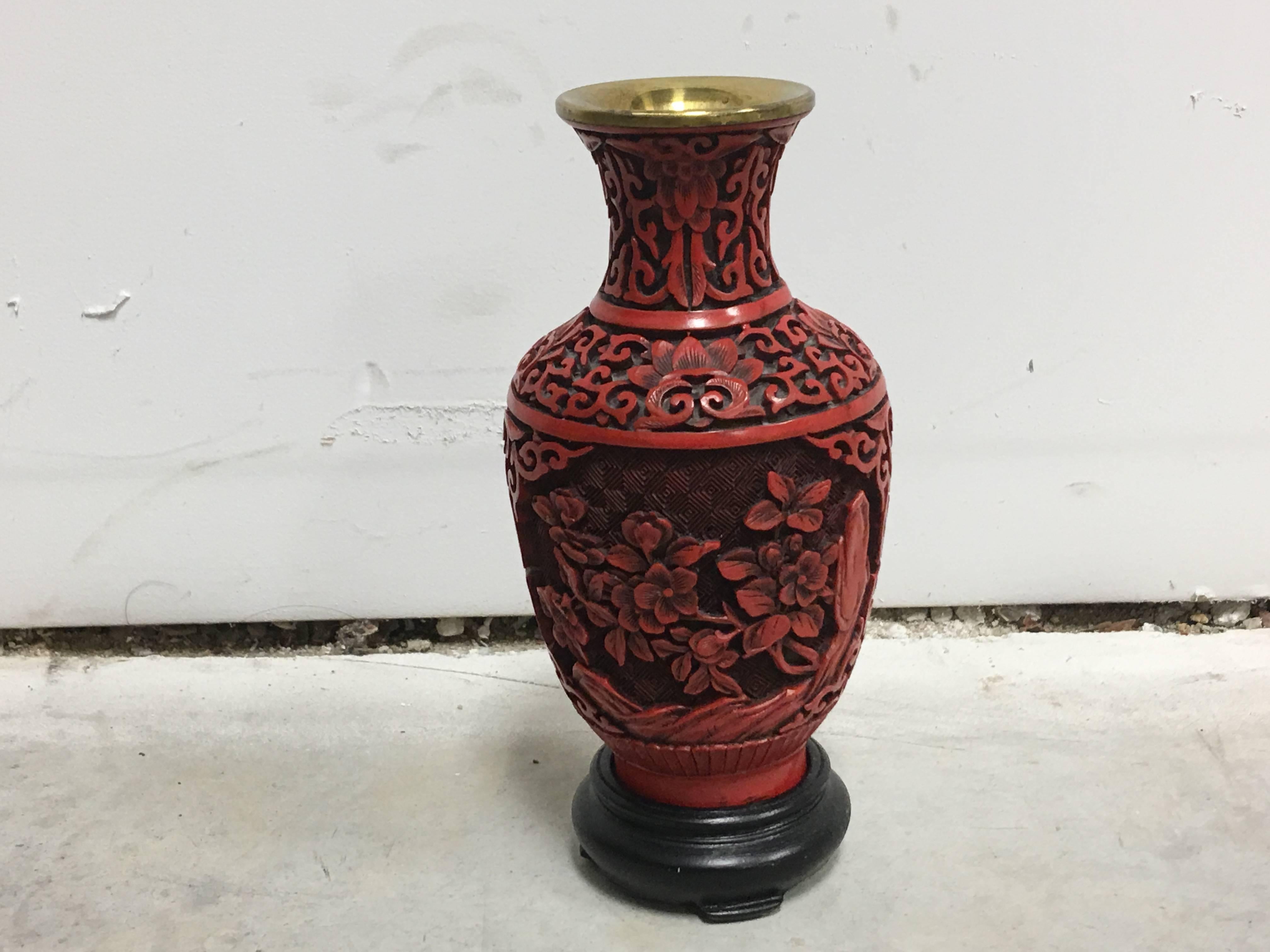 Cloissoné 19th Century Chinese Red Cinnabar Cloisonné Vase on Stand