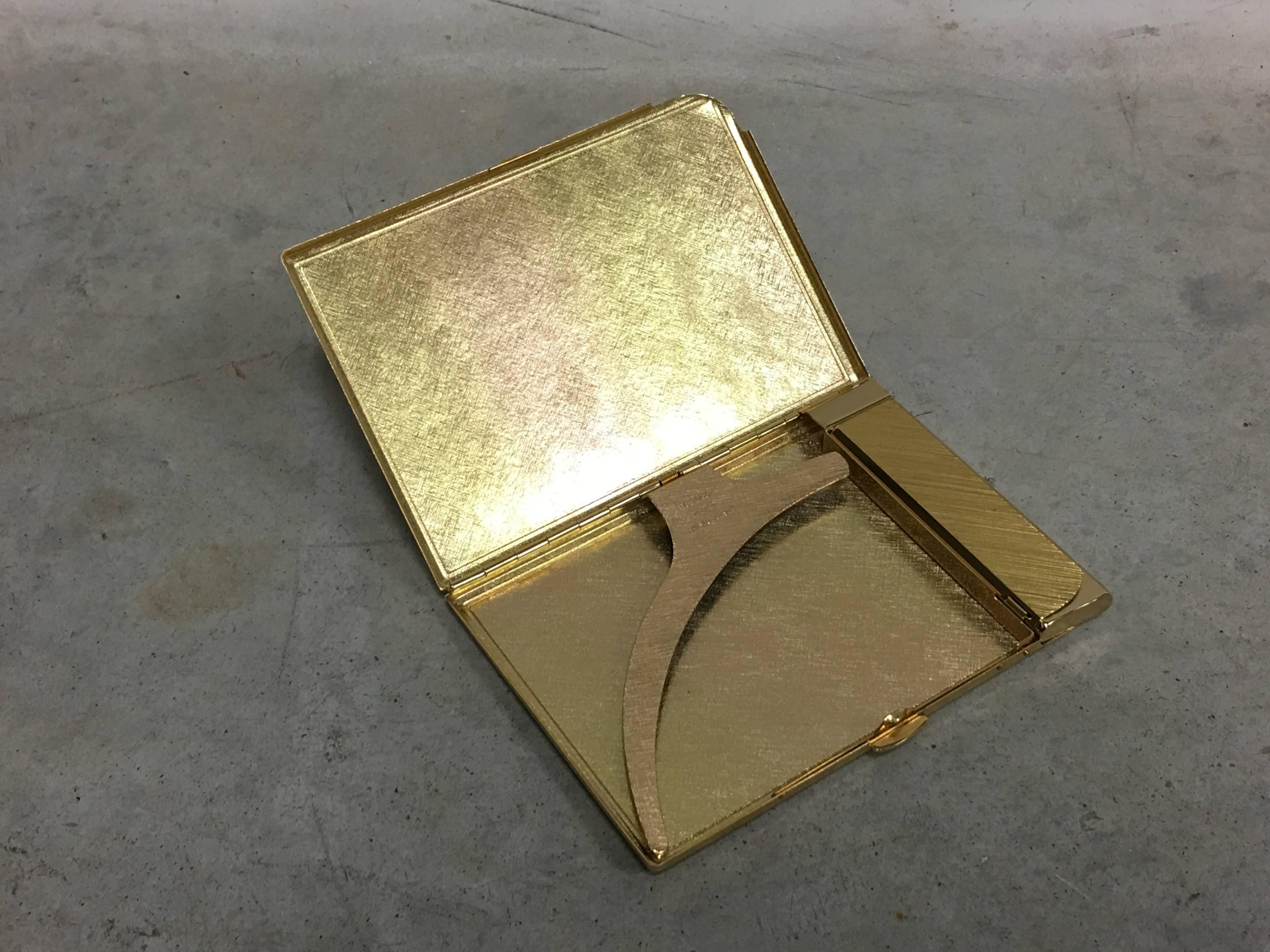 1960s Burl wood Veneer and Brass Cigarette Case with Lighter 1