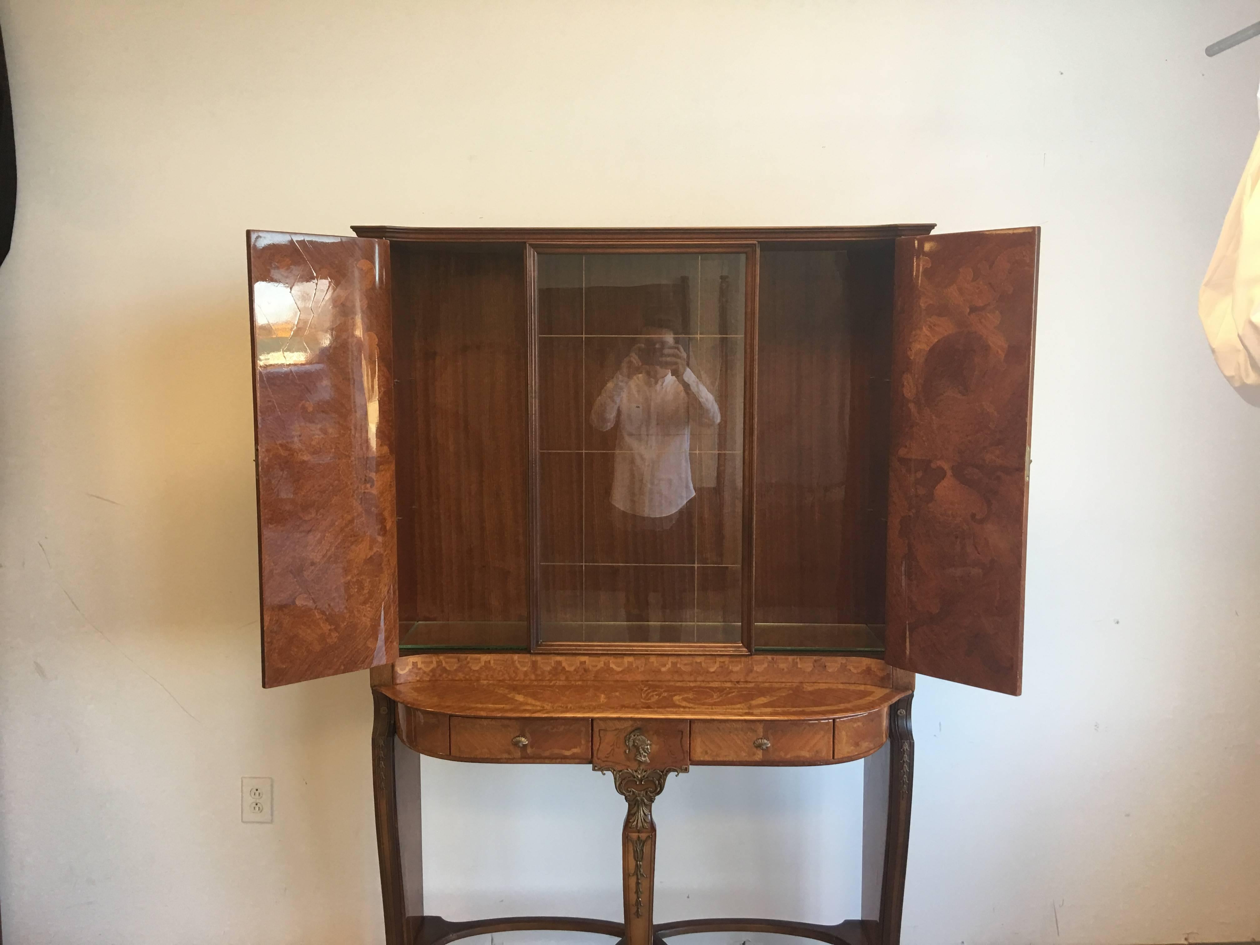1930s Louis XV Style Inlaid and Lacquered China Cabinet In Excellent Condition In Richmond, VA