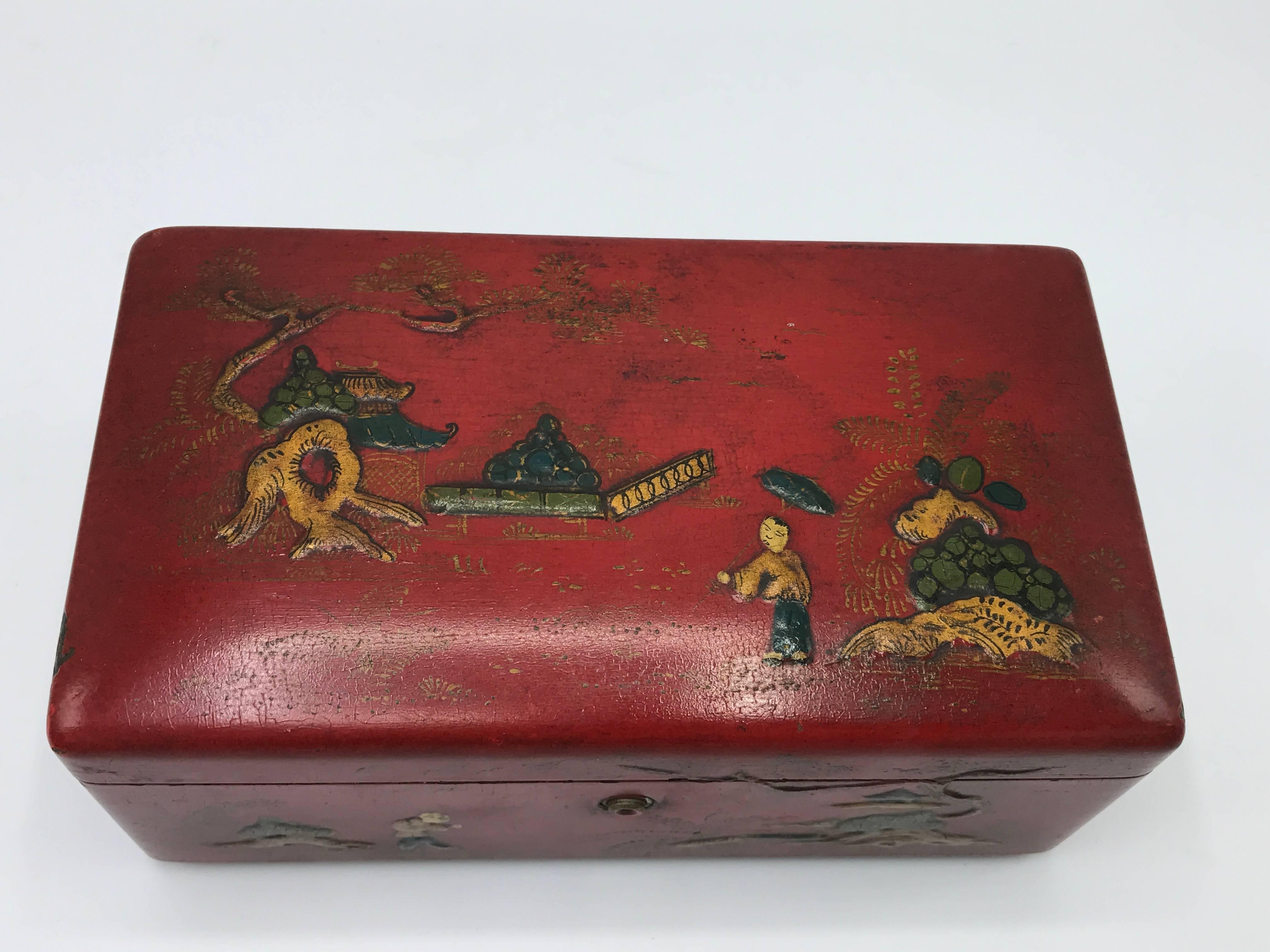 19th Century Chinese Red Lacquered Humidor Decorative Box In Excellent Condition In Richmond, VA