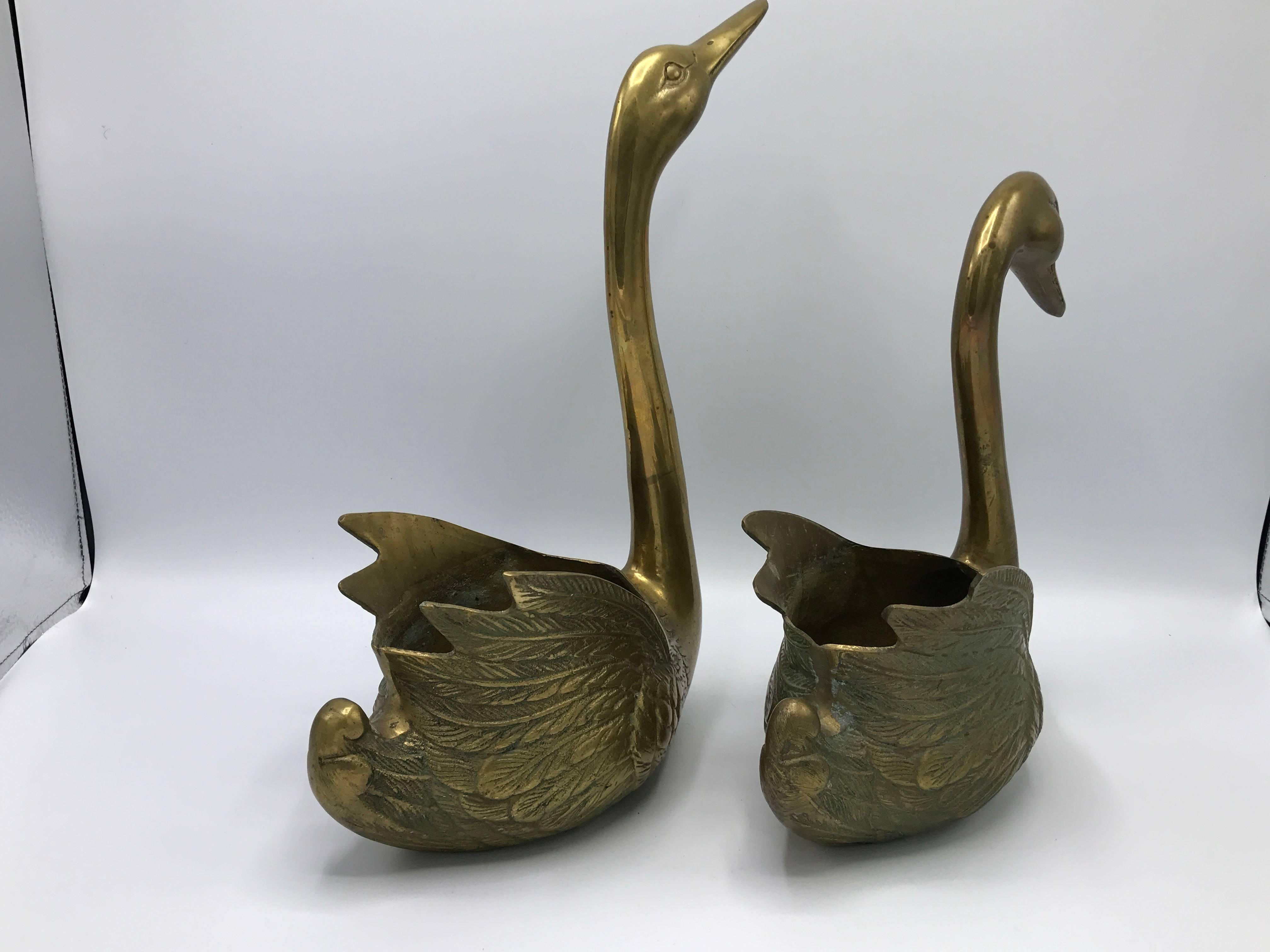 1960s Brass Swan Cache Pots Planter Sculptures, Pair In Excellent Condition In Richmond, VA