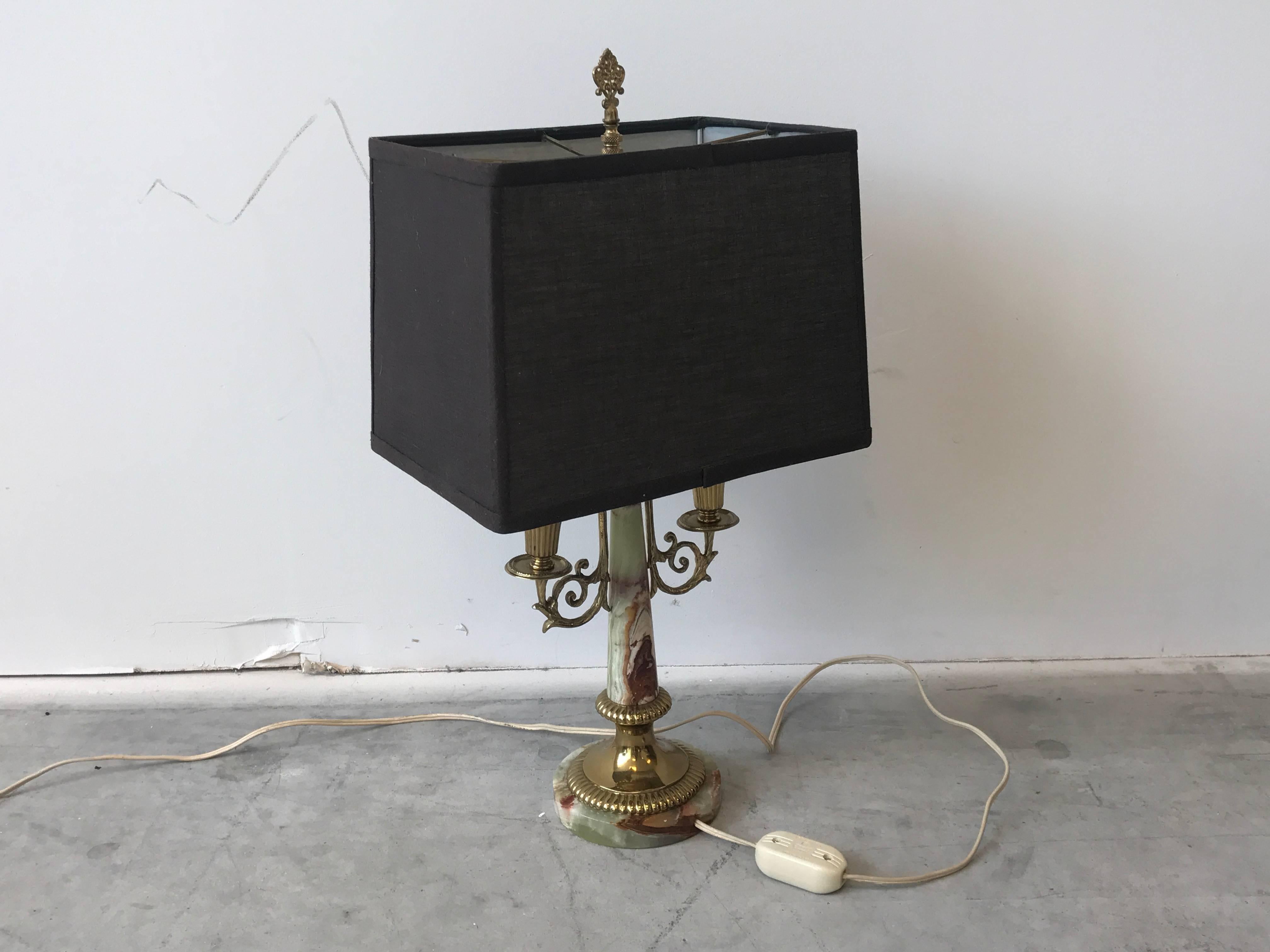 1940s Italian Brass and Onyx Bouillotte Candlestick Lamp with Shade For Sale 3