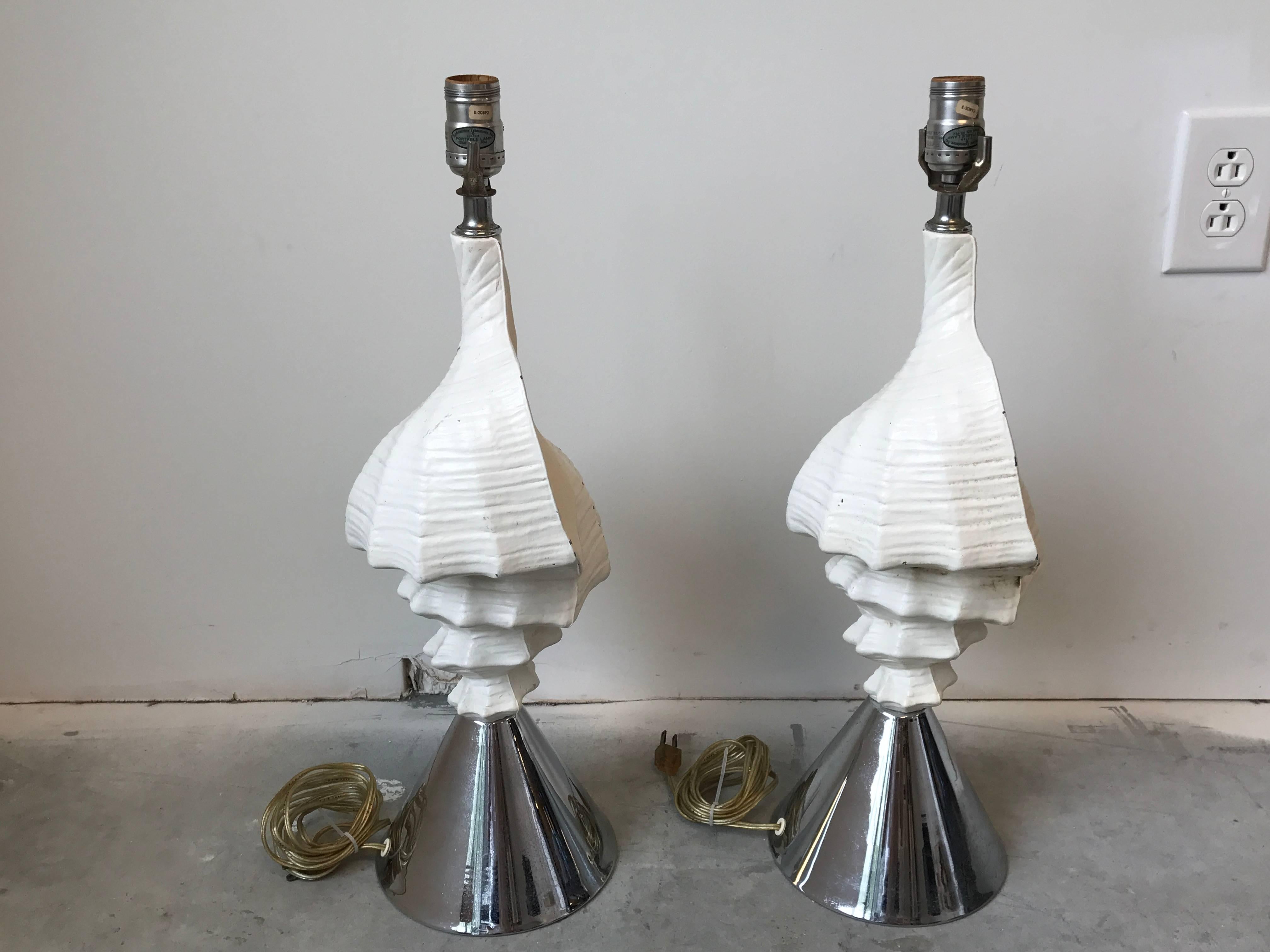 1950s Aluminum and Chrome Seashell Lamps, Pair In Good Condition In Richmond, VA