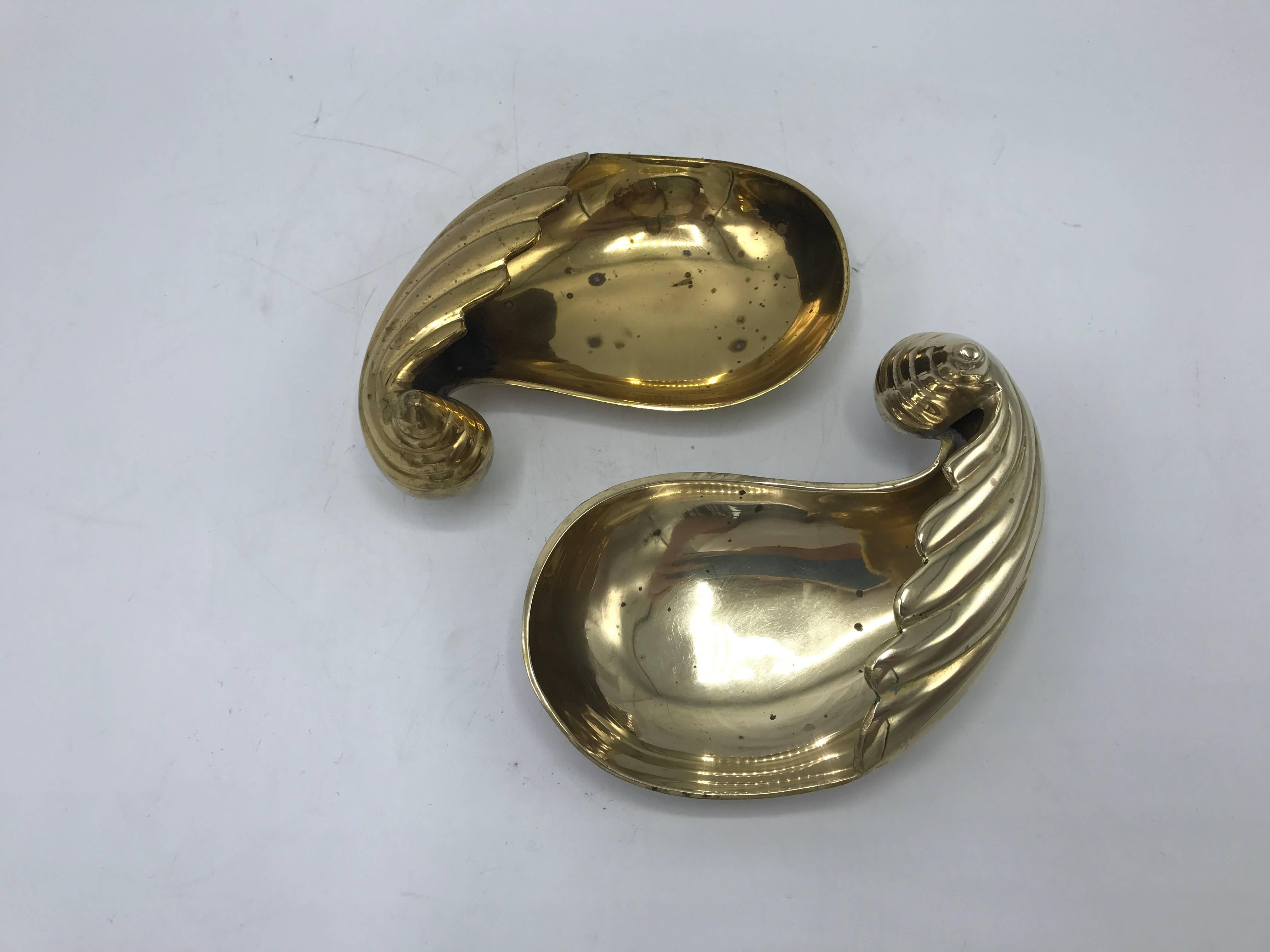 Offered is a beautiful, pair of 1970s brass seashell catchall dishes.