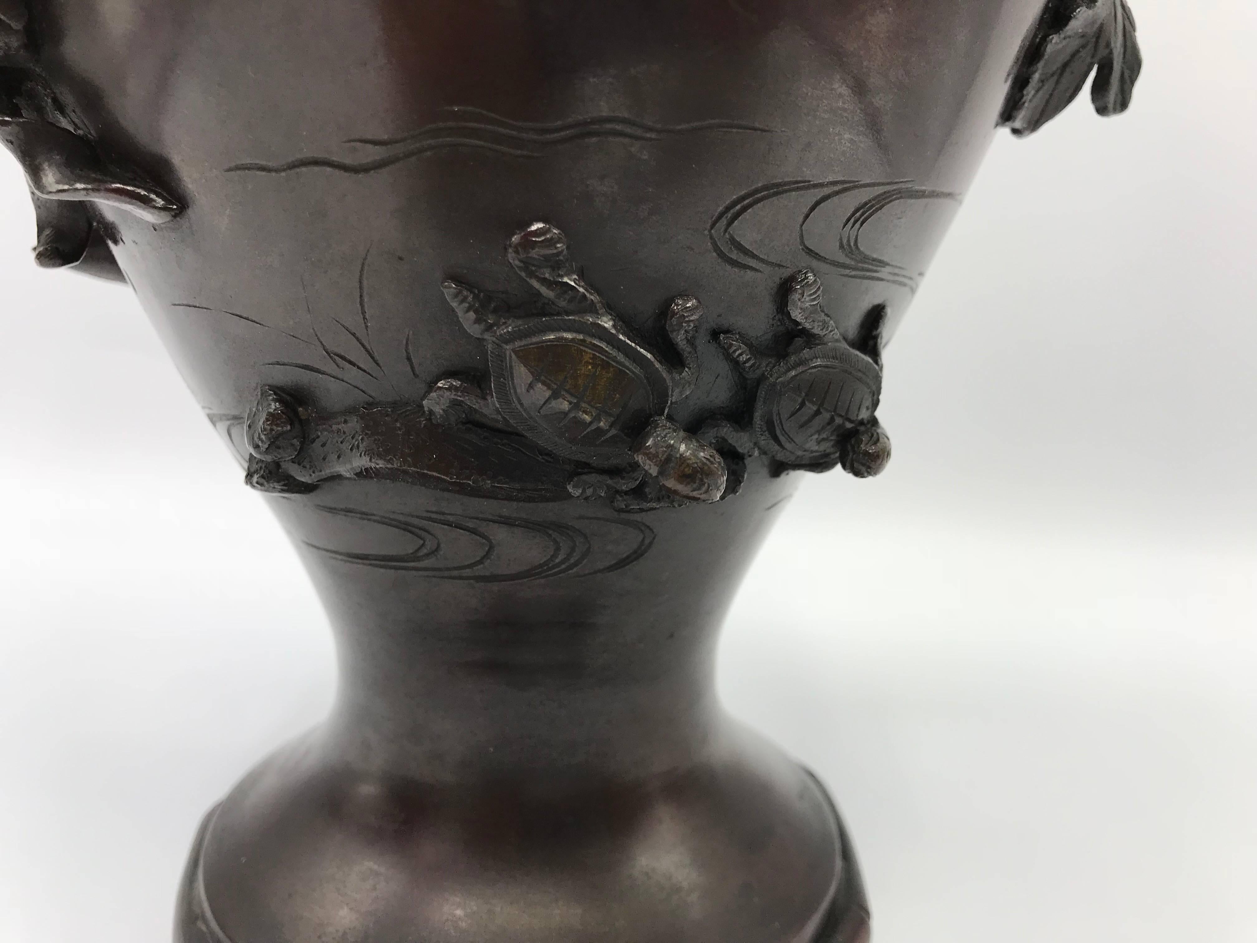 19th Century Meiji Period Bronze Vase with Faux Bamboo and Sculptural Animals 4