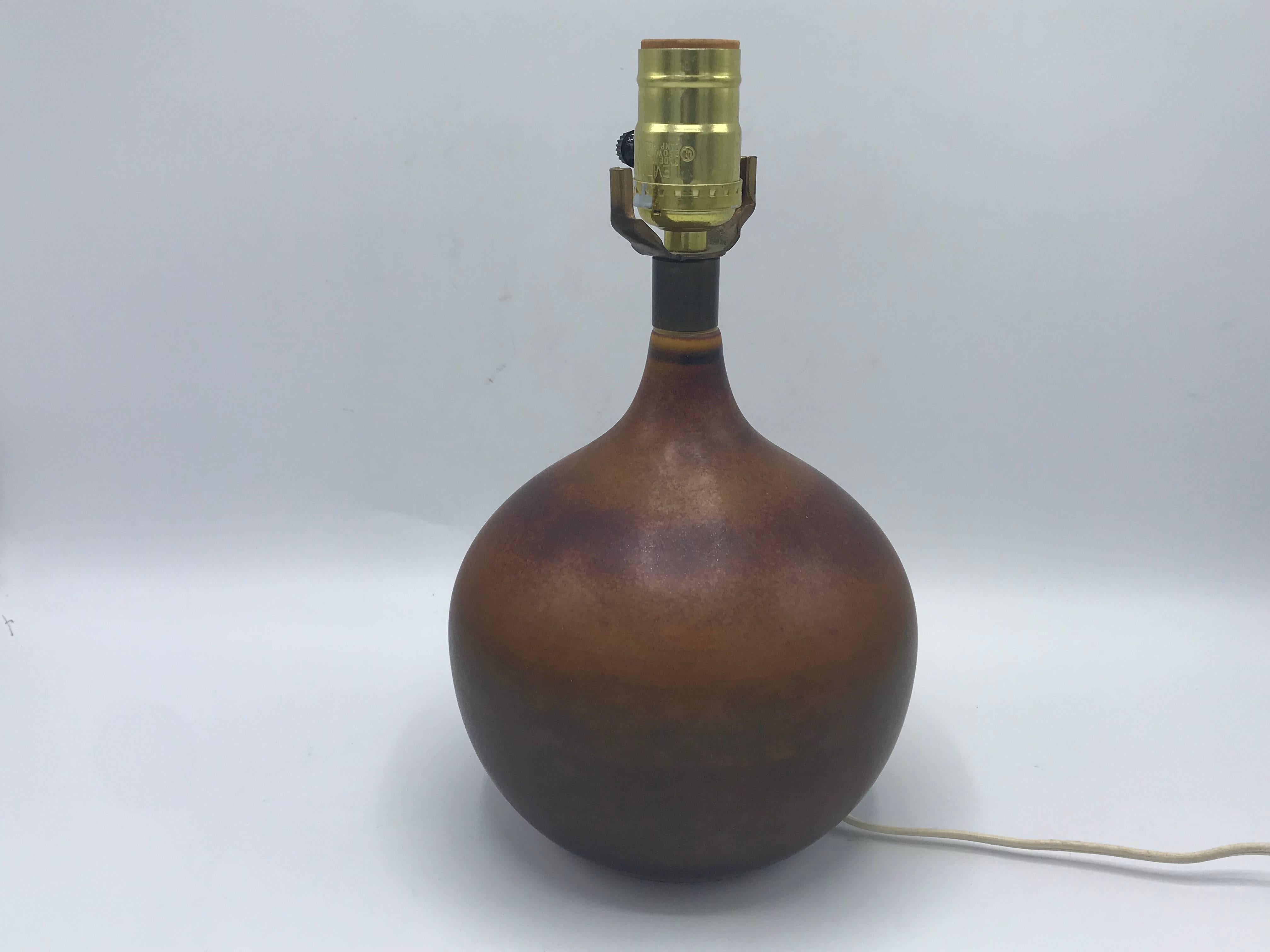 1960s Lotte and Gunnar Bostlund Ceramic Gourd Shaped Lamp In Good Condition In Richmond, VA
