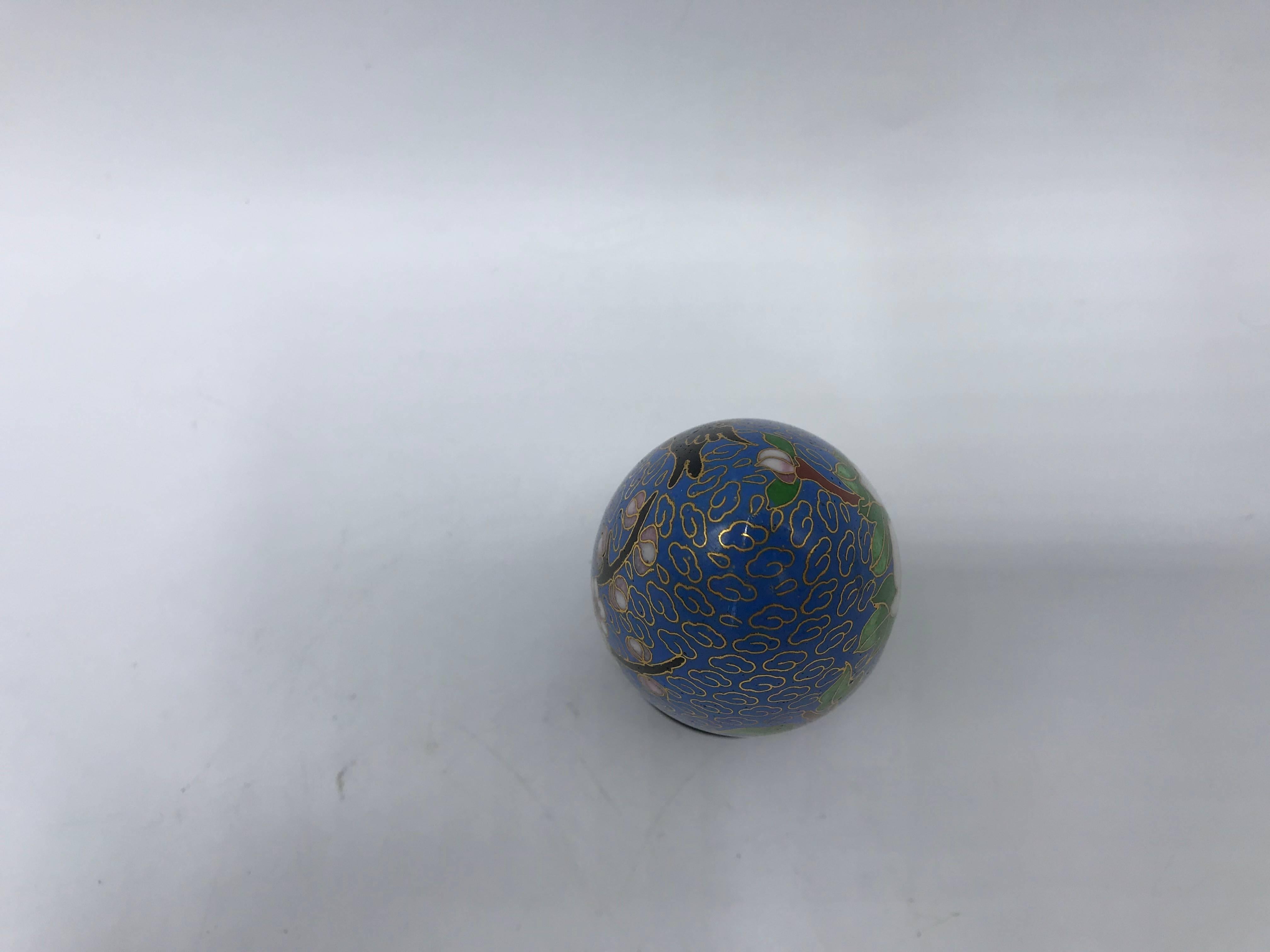 1970s Cloisonné Blue Floral Motif Egg Sculpture on Stand In Good Condition For Sale In Richmond, VA