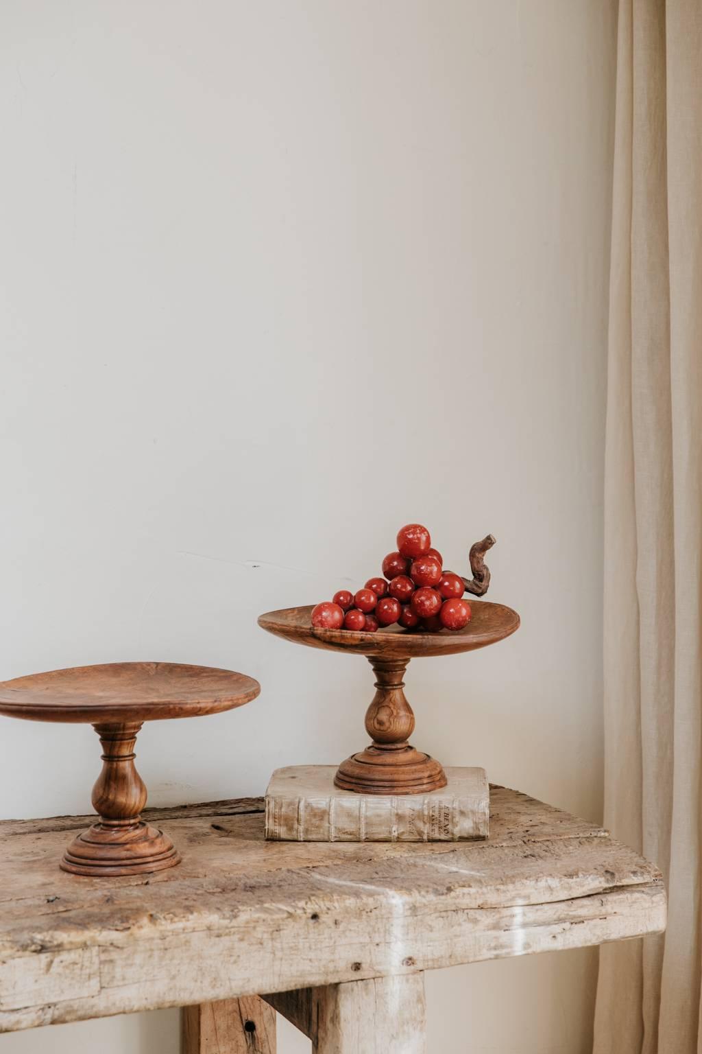 19th Century Pair of Root Chestnut Tazza's 1