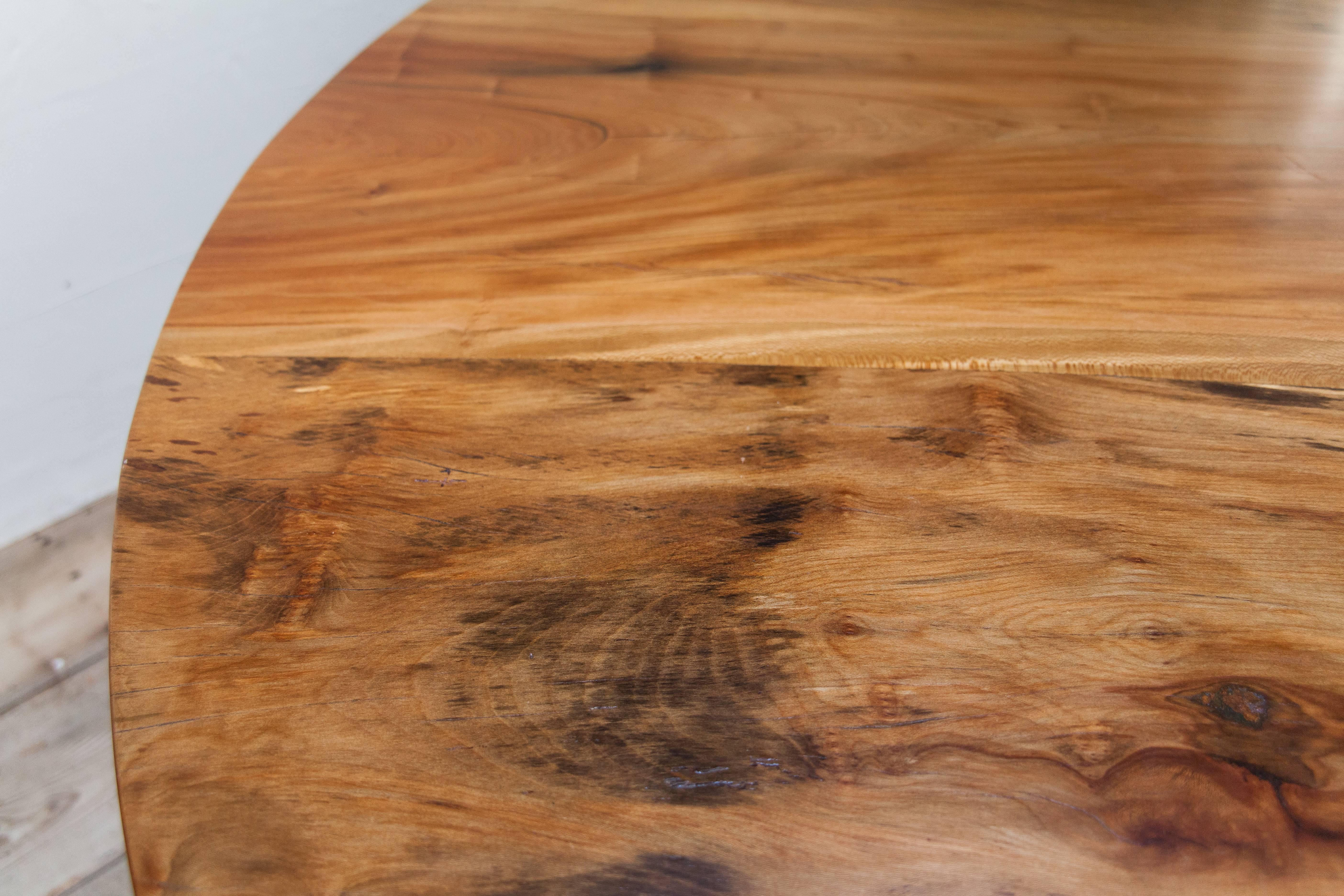 Table circulaire en bois à planches personnalisée en vente 3