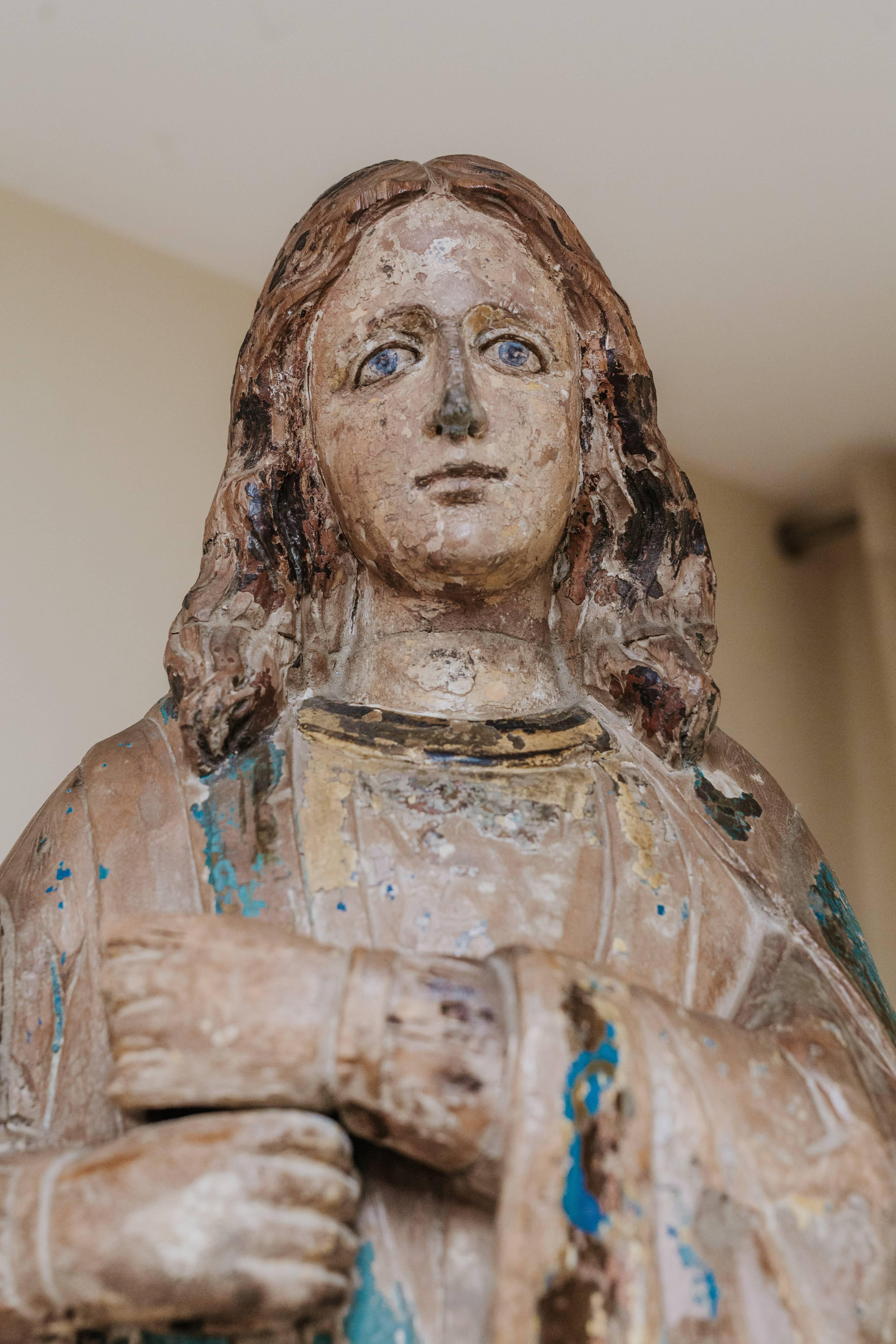 17th Century Polychromed Wooden Statue or Sculpture of Saint Helena 4