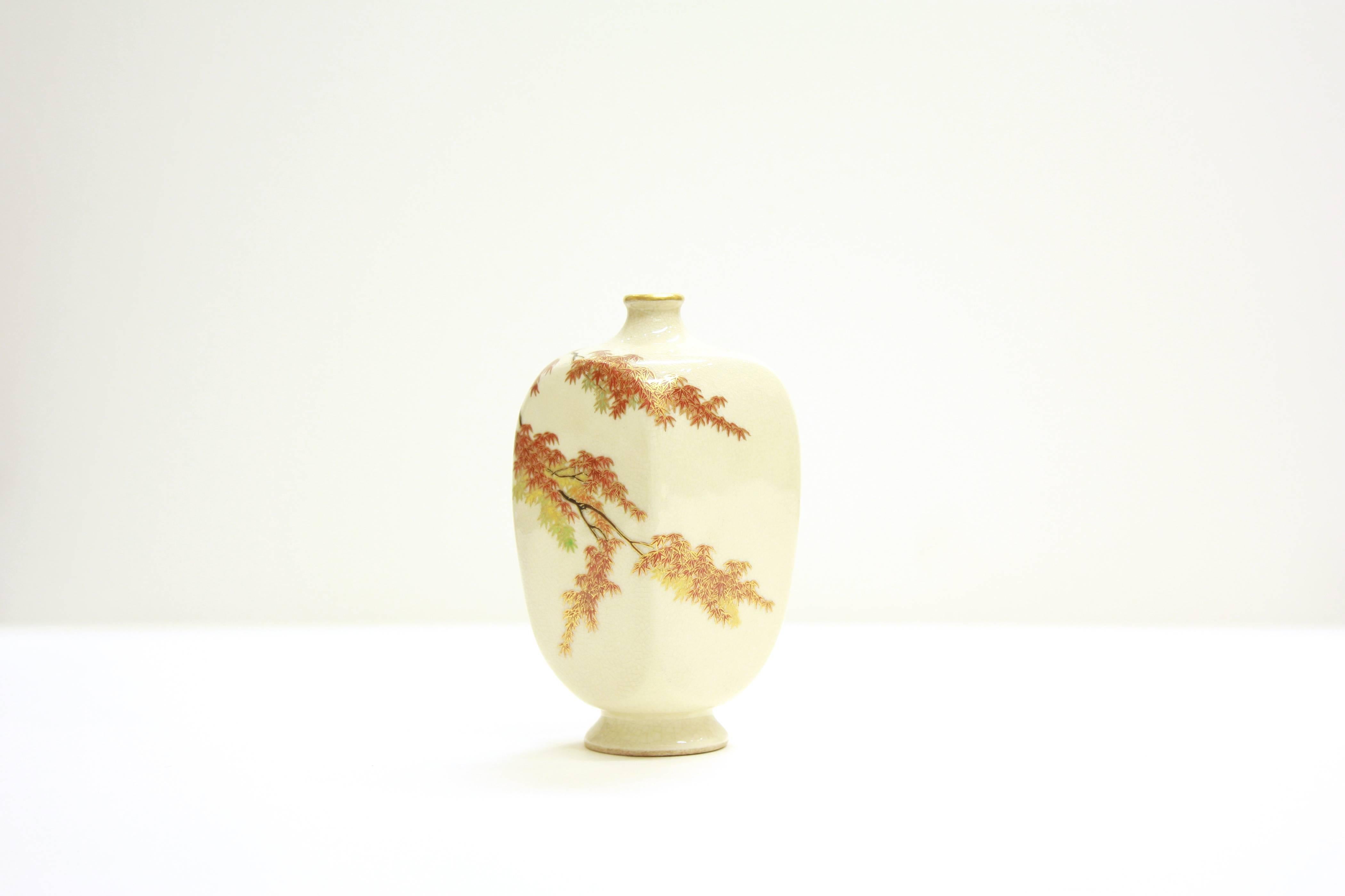 Yabu Meizan was considered to be one of the greatest ceramic artists of Japan during the 19th and 20th century. He was born in Osaka in 1853 and studied painting techniques on ceramics in Tokyo, returning to Osaka, where he established his workshop,