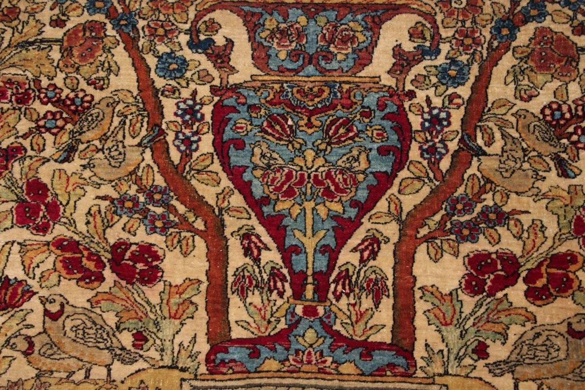 International Style 19th Century Ispahan Iranian Carpet For Sale