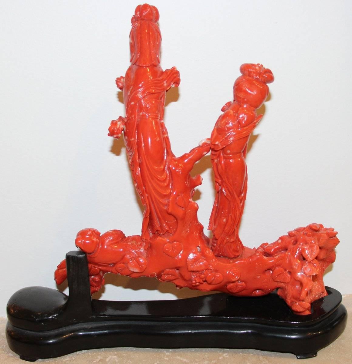 Very rare coral from China.
Two characters on a flower bridge.
  