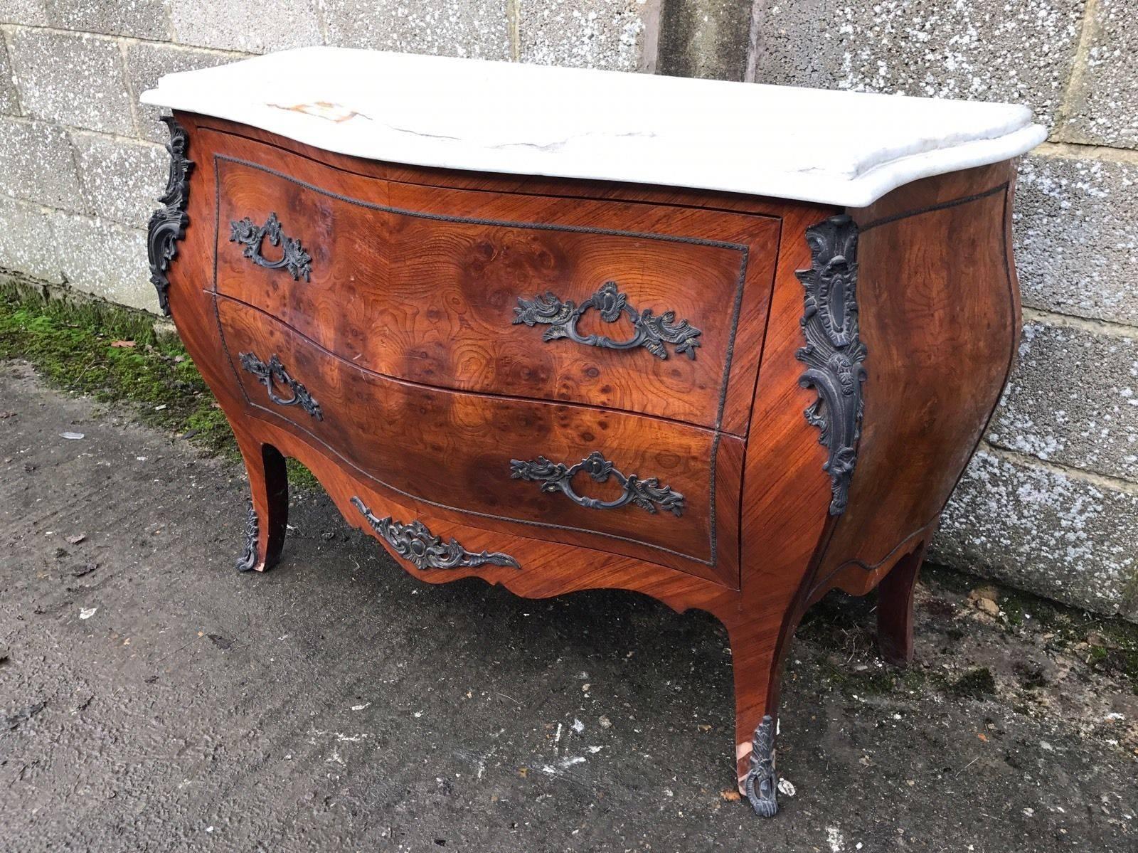 19th Century Beautiful Antique French Inlaid Bombe Chest of Drawers with Marble Top