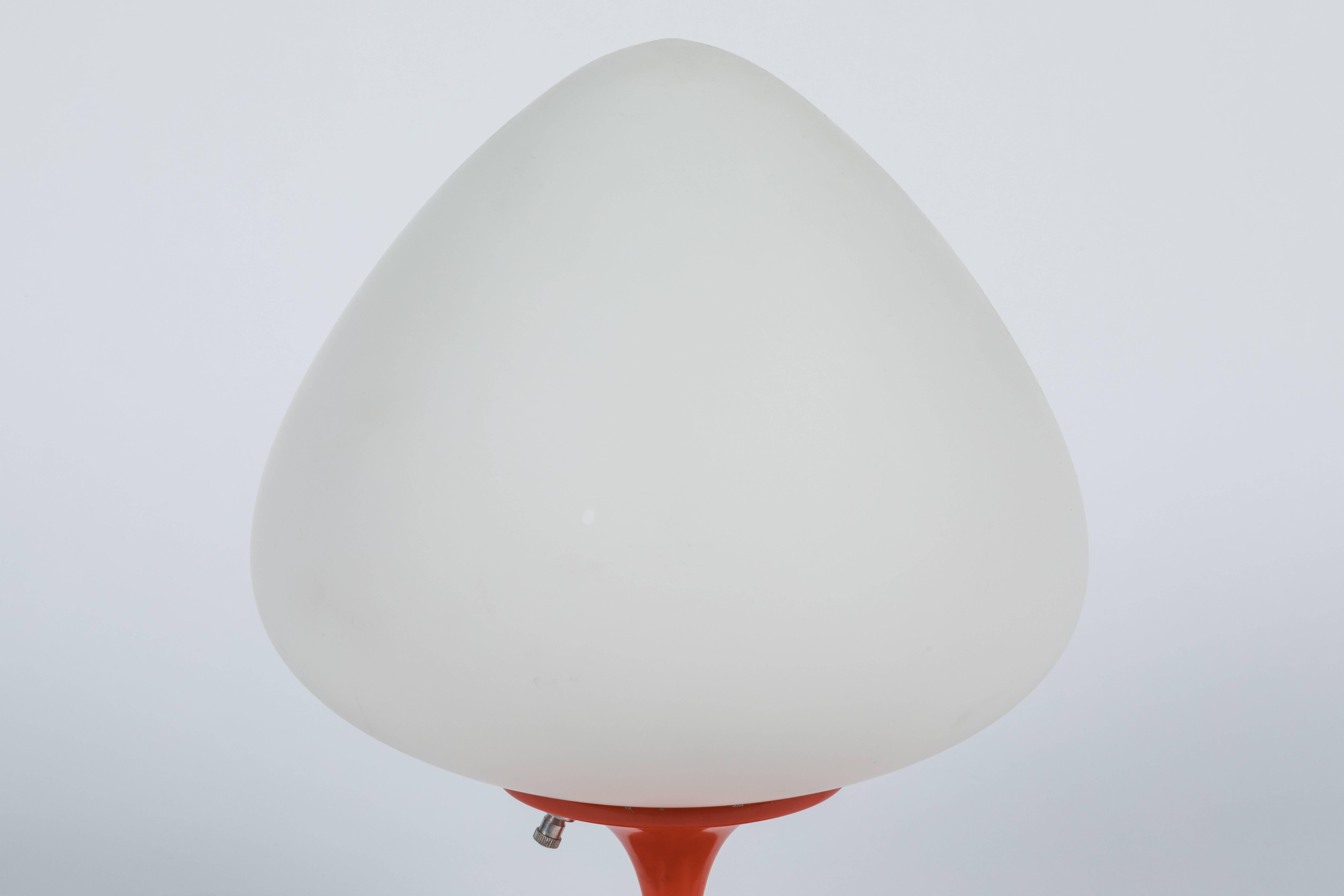 Moderne Lampe de table de Bill Curry en vente