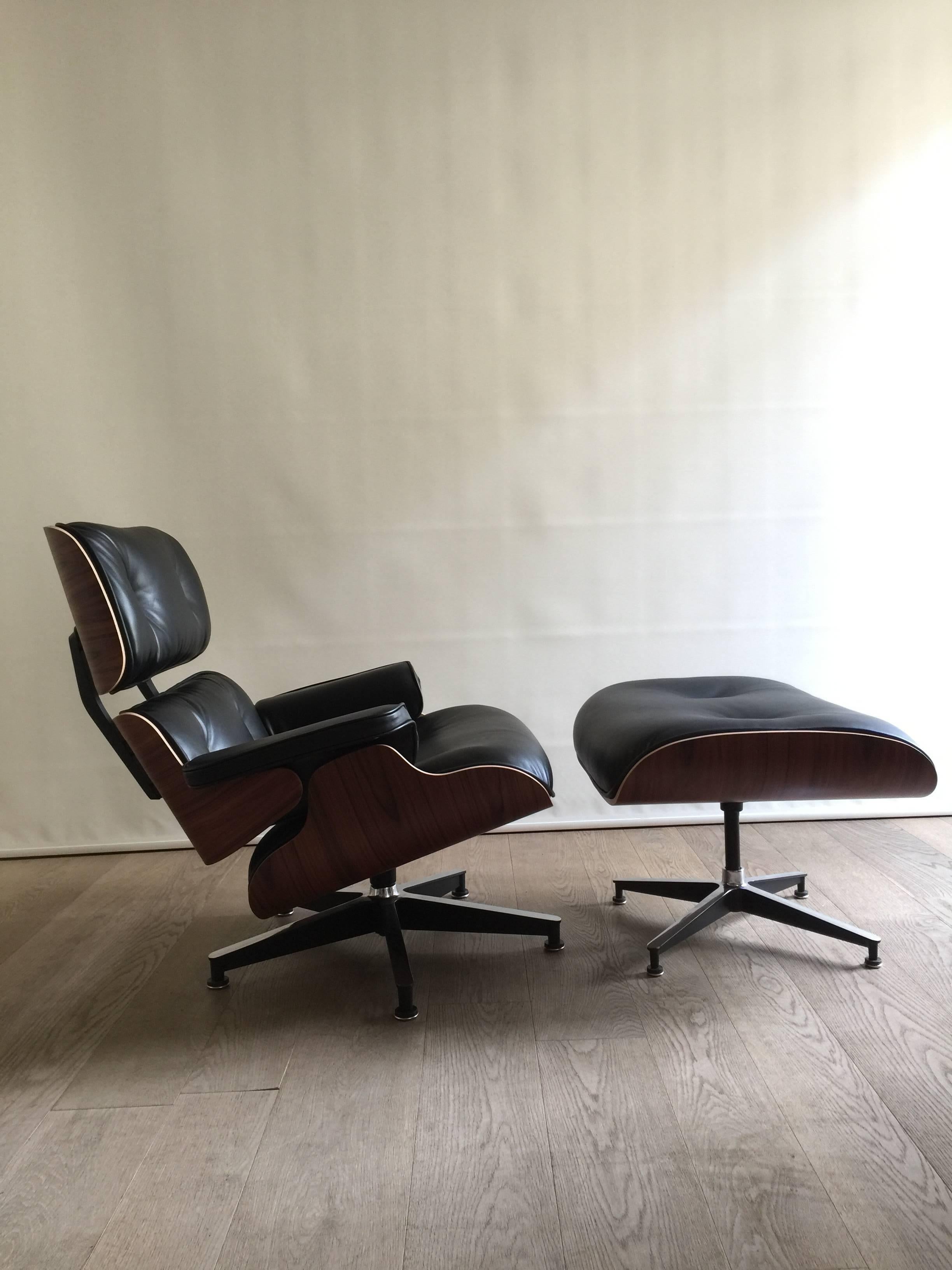 Leather Eames Lounge Chair and Ottoman, Rosewood, Herman Miller
