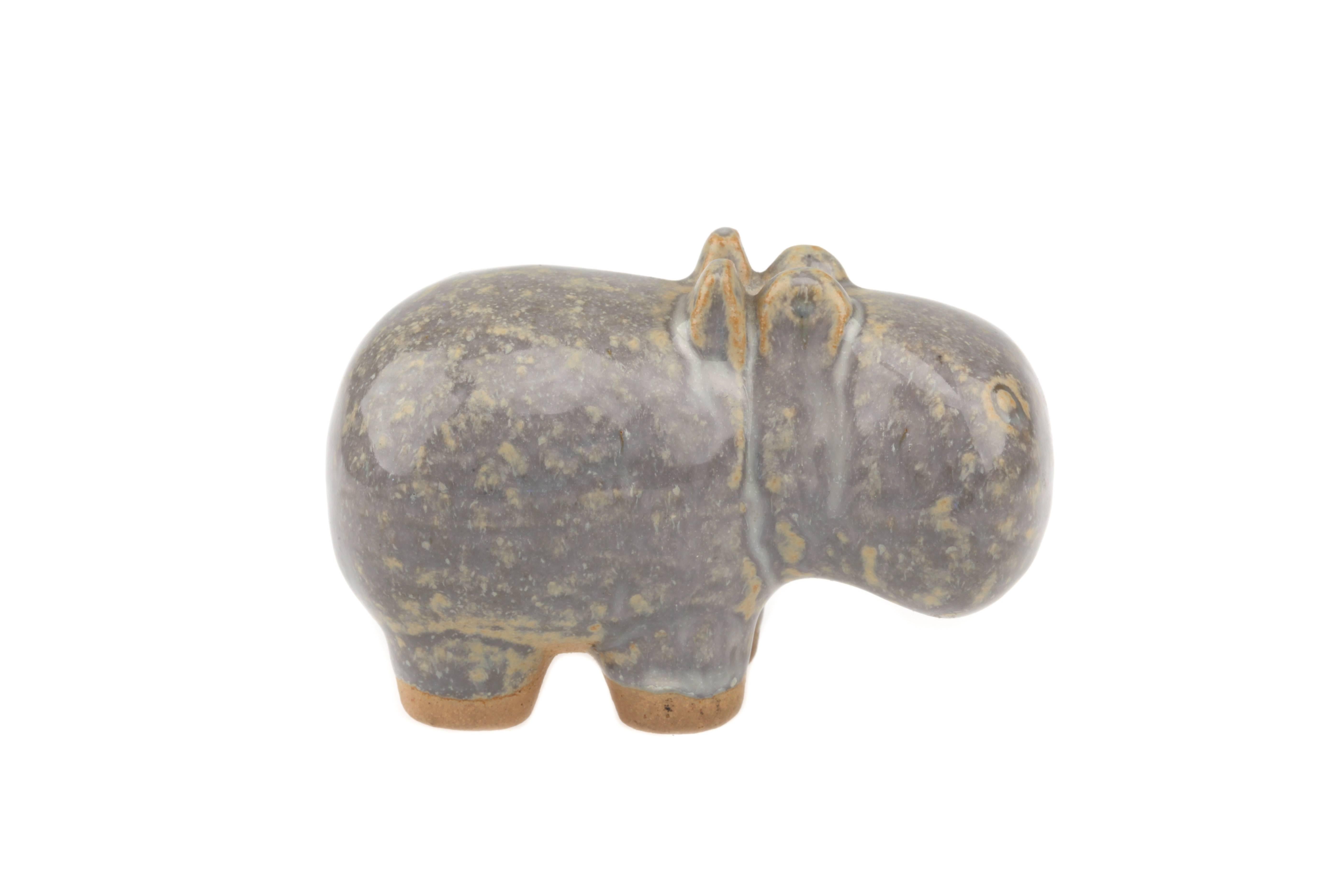 Gustavsberg Lisa Larson Hippo Flodhäst Menageri Series MCM 1966-1976. Made in Sweden. Vintage retro Mid-Century Modern.
Is in a very good condition.

Measures: Height: 5.7 cm / 2.2 inch,
length: 9.5 cm / 3.7 inch,
depth: 5 cm / 2 inch.