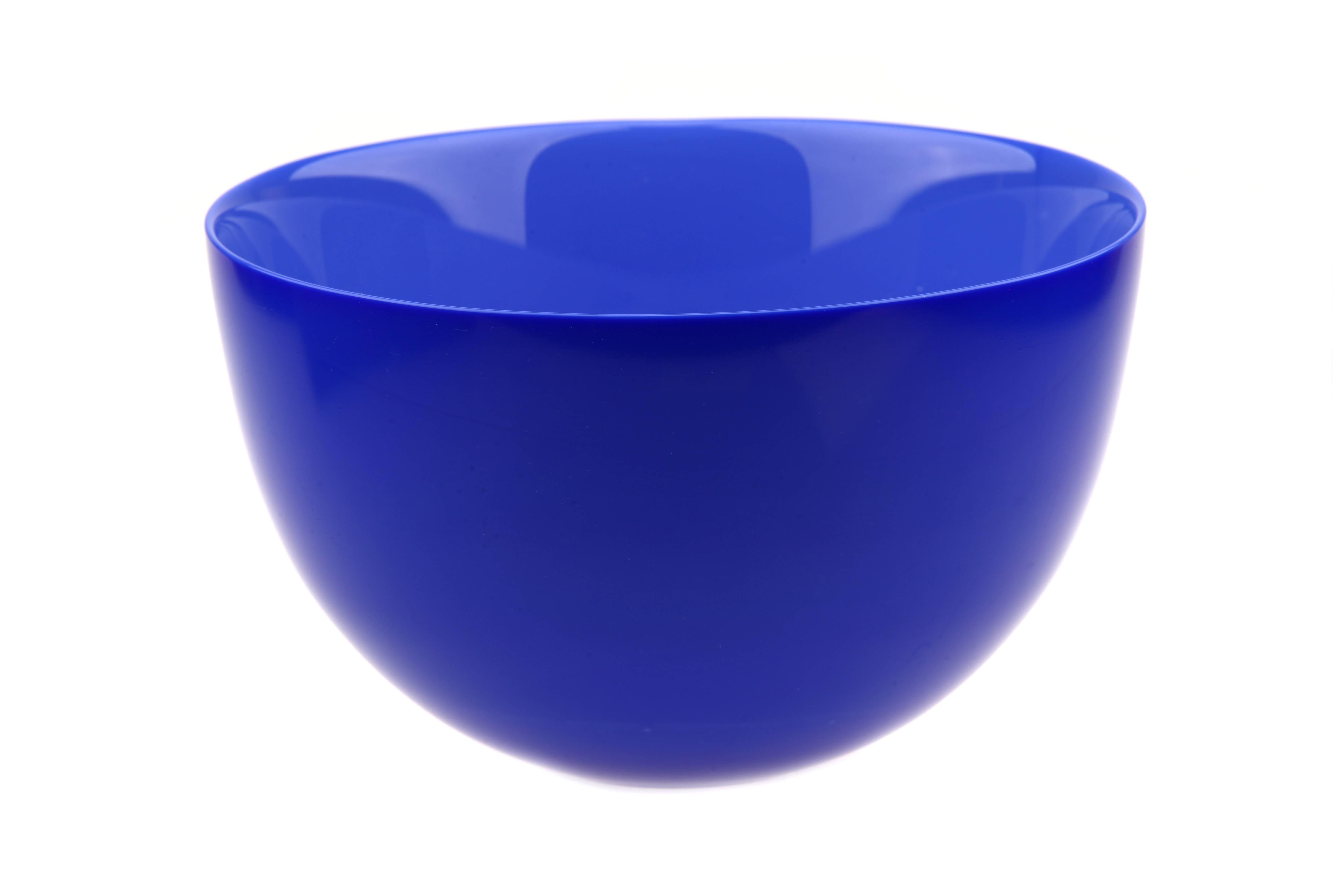 Swedish Orrefors Blue Large and Extra Large Bowl Designed by Sven Palmqvist 1950s-1960s For Sale