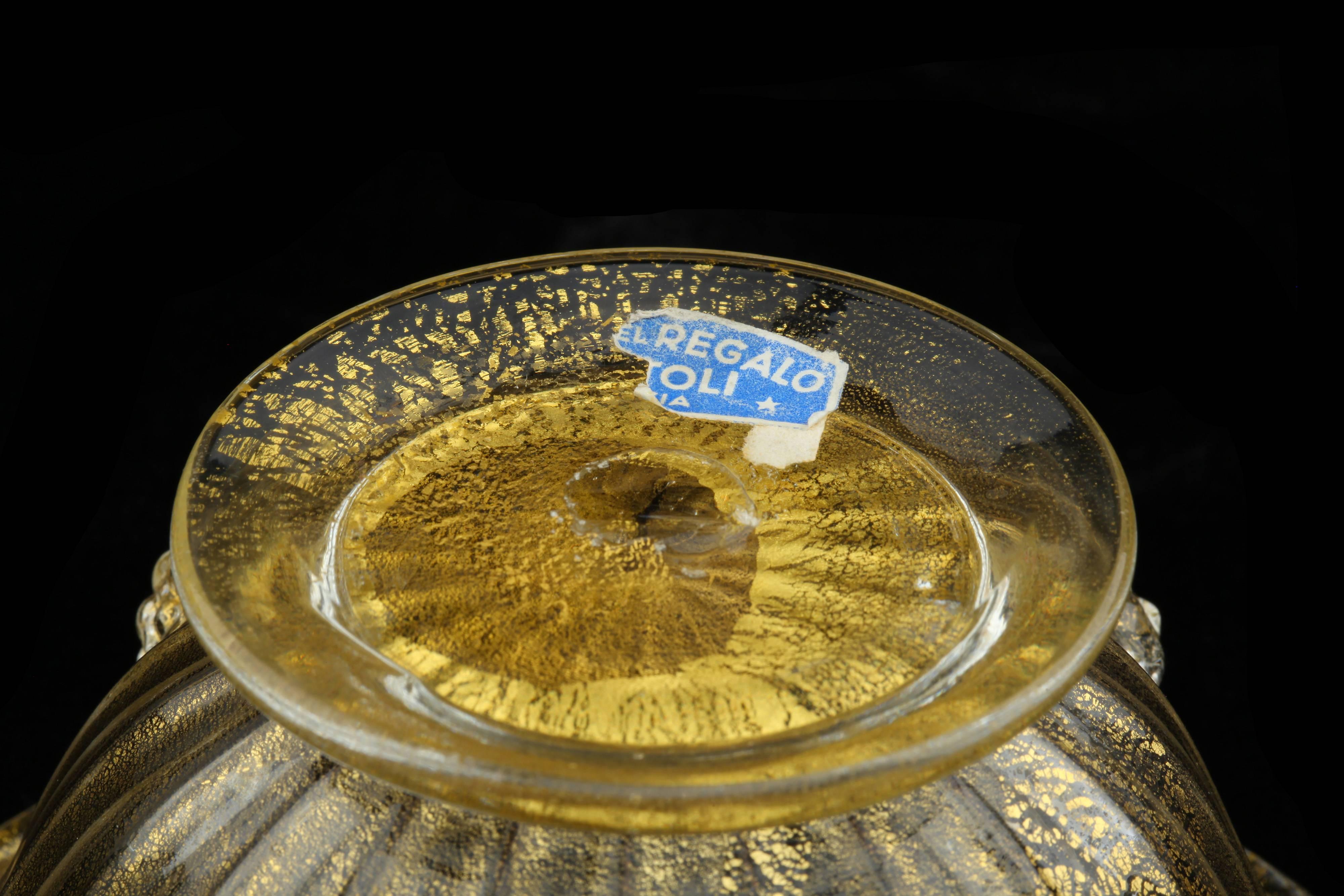 Italian Casa del Regalo Bortoli Murano Gold Foil Bowl from the 1950s For Sale