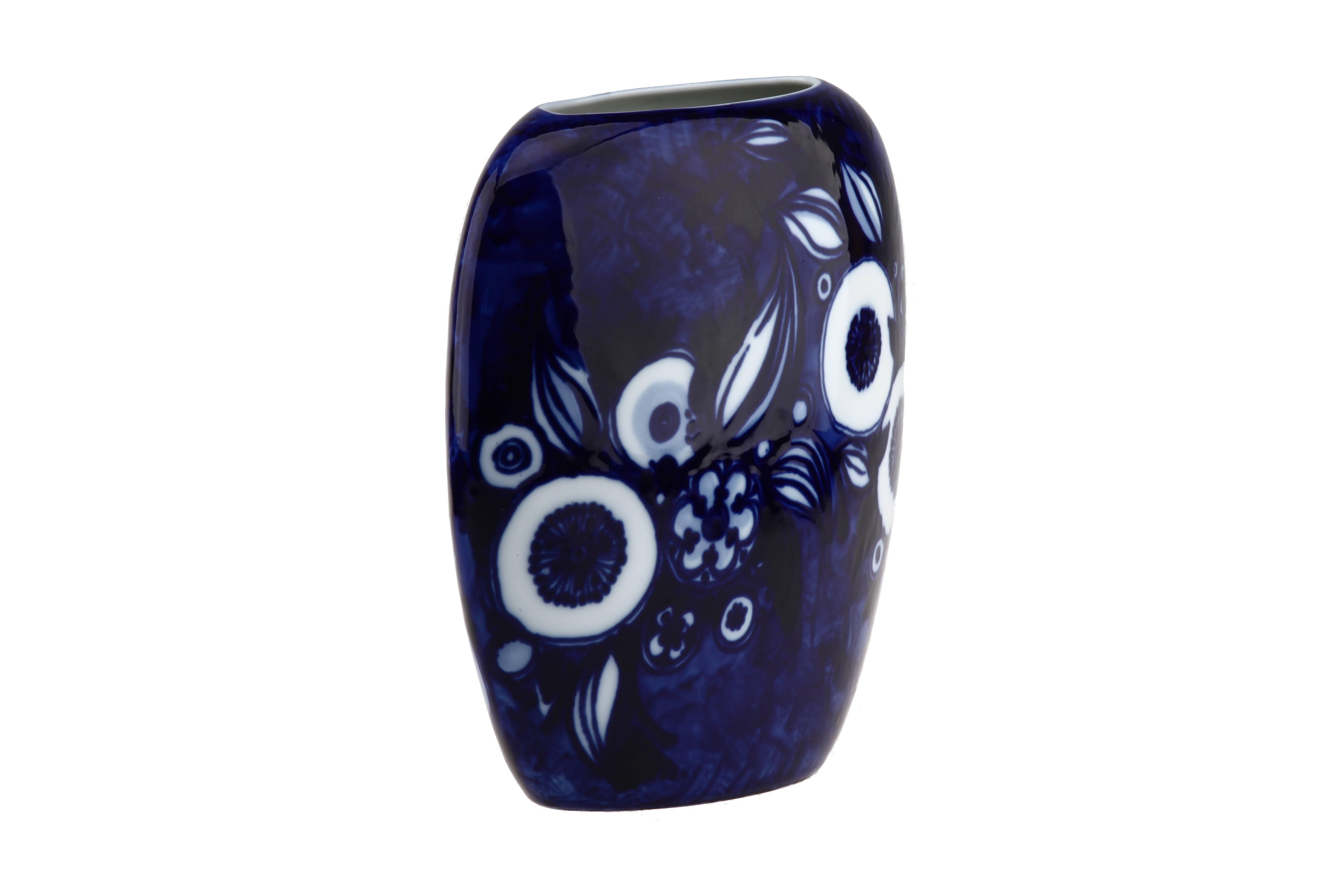 Mid-Century Modern Bjorn Wiinblad Rosenthal Studio Linie Cobalt Blue Female Porcelain Vase For Sale