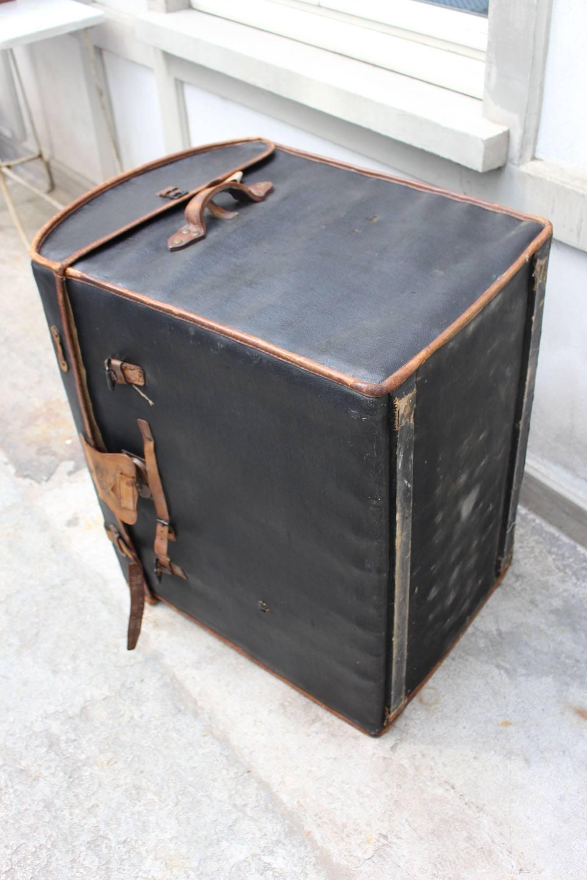 Leather Trunk Moynat For Sale 2