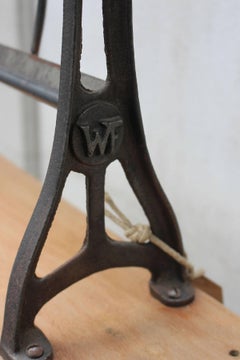 Double Wrapping Roll Standing