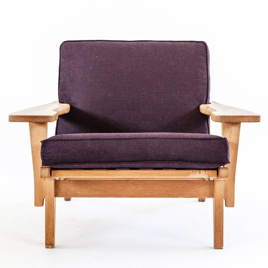 Mid-Century Modern Hans Wegner 1960s GE 375 Lounge Chairs, in teak, upholstered in Kwadrat fabric
