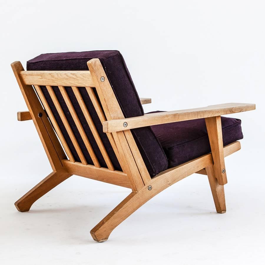 Danish Hans Wegner 1960s GE 375 Lounge Chairs, in teak, upholstered in Kwadrat fabric