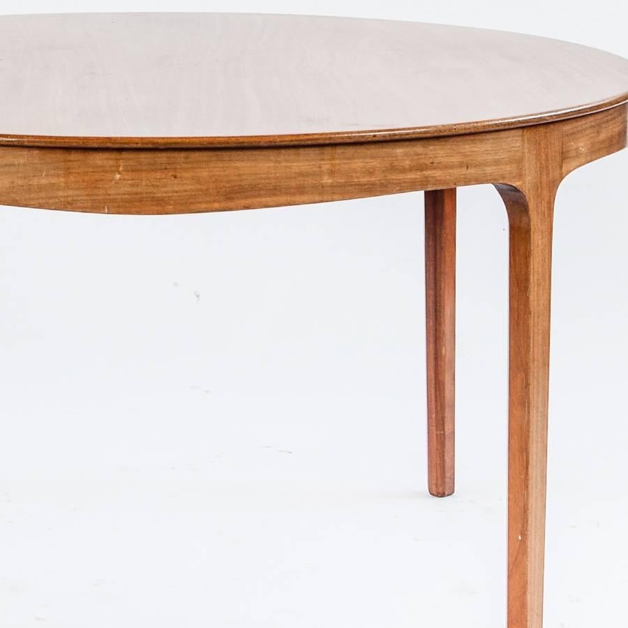 Mid-Century Modern Ole Wanscher 1950s round coffee table in teak produced by A.J. Iversen