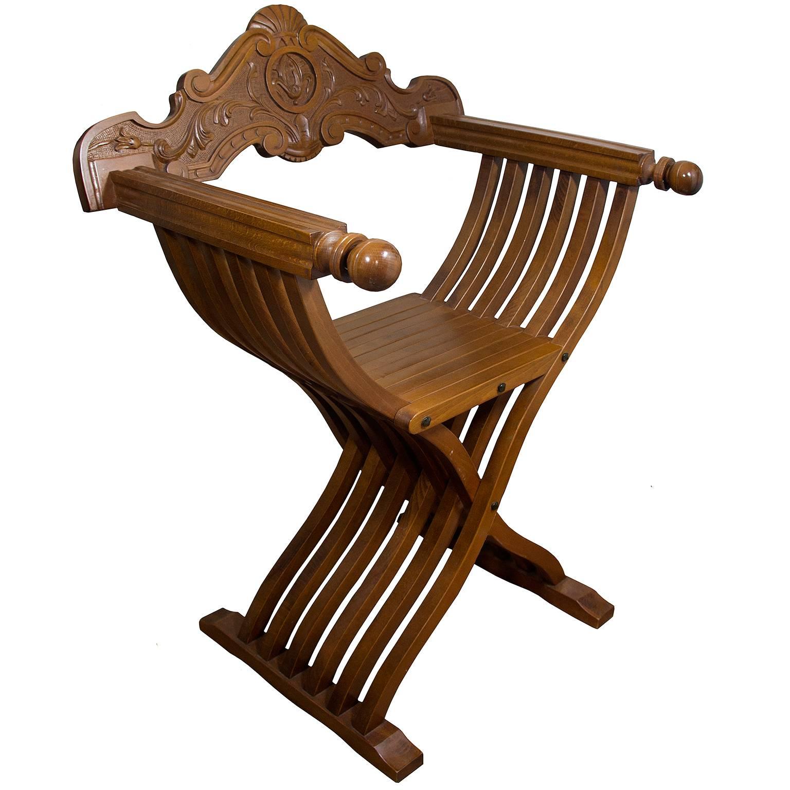 Mid-20th Century Italian Renaissance Style Carved Wood Savonarola Chair