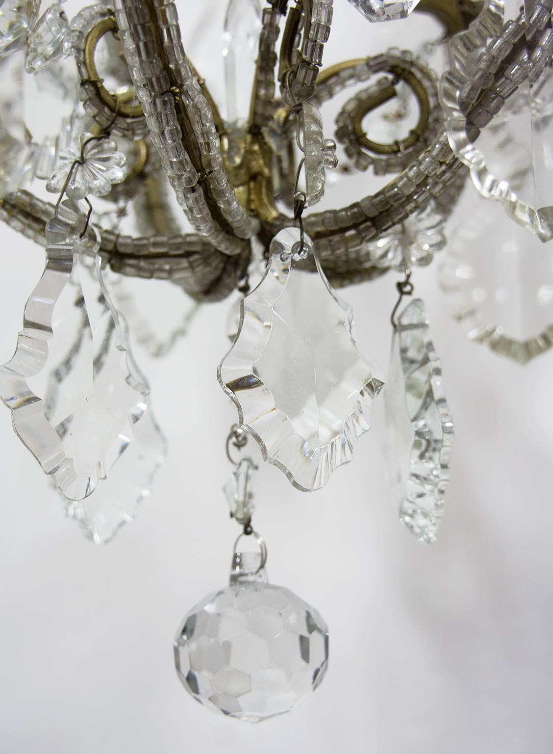 Italian Beaded Macaroni Crystal Drop One Light Chandelier In Excellent Condition For Sale In Firenze, IT