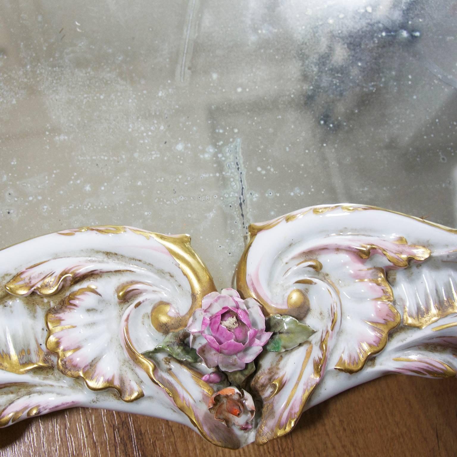 Italian Capodimonte Porcelain Mirror In Excellent Condition For Sale In Firenze, IT
