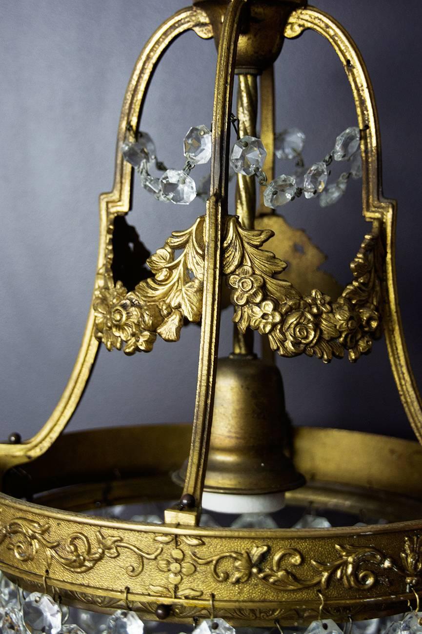 Italian Empire Style Brass and Crystal One-Light Chandelier In Excellent Condition For Sale In Firenze, IT