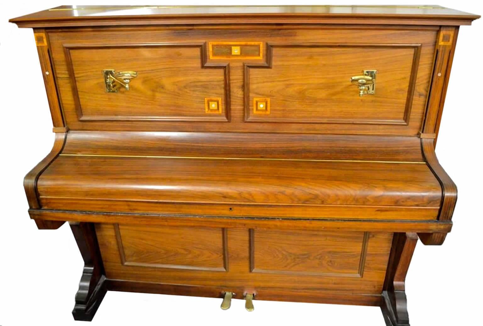 German Bogs & Voight Upright Piano in Walnut Art Deco Finish For Sale