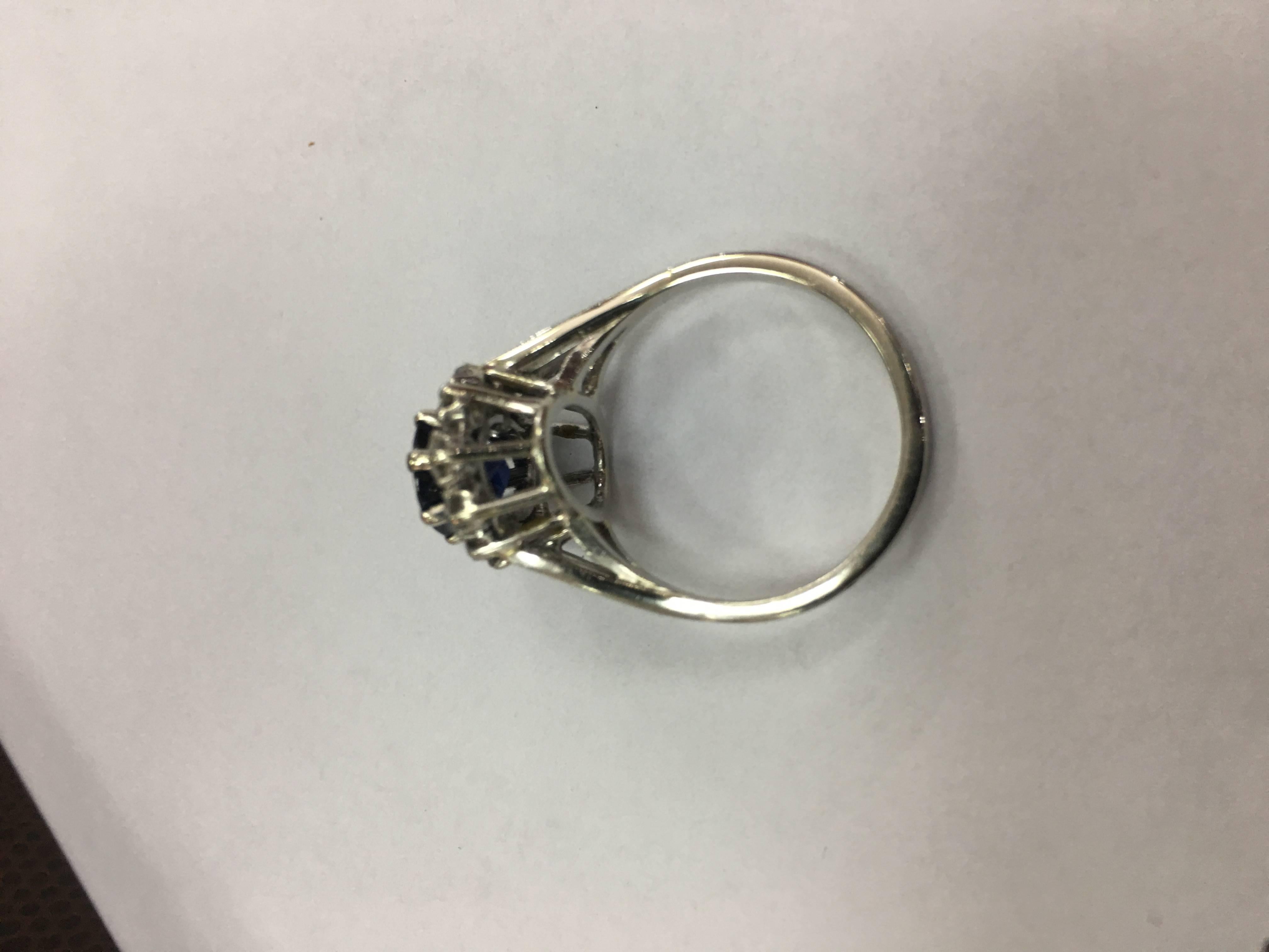 White Gold Diamond Ring with Certificate In Excellent Condition In Sofia, BG