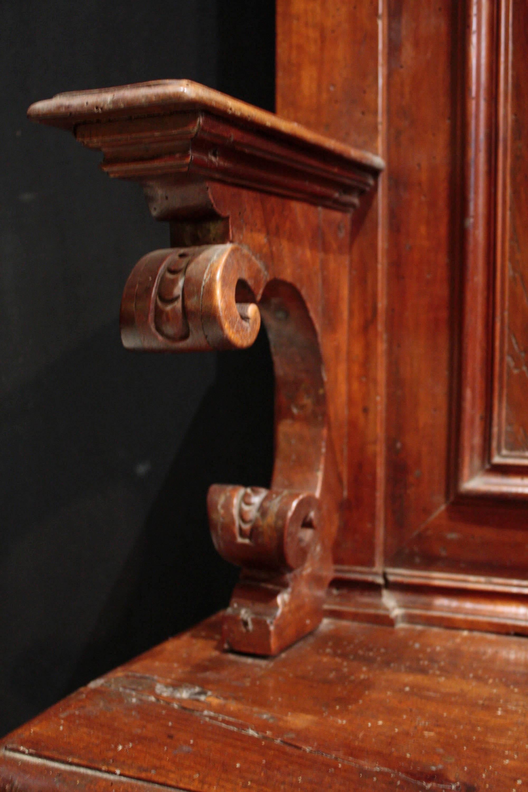 Italian Antique Walnut Choir Stalls Tuscany, 1600