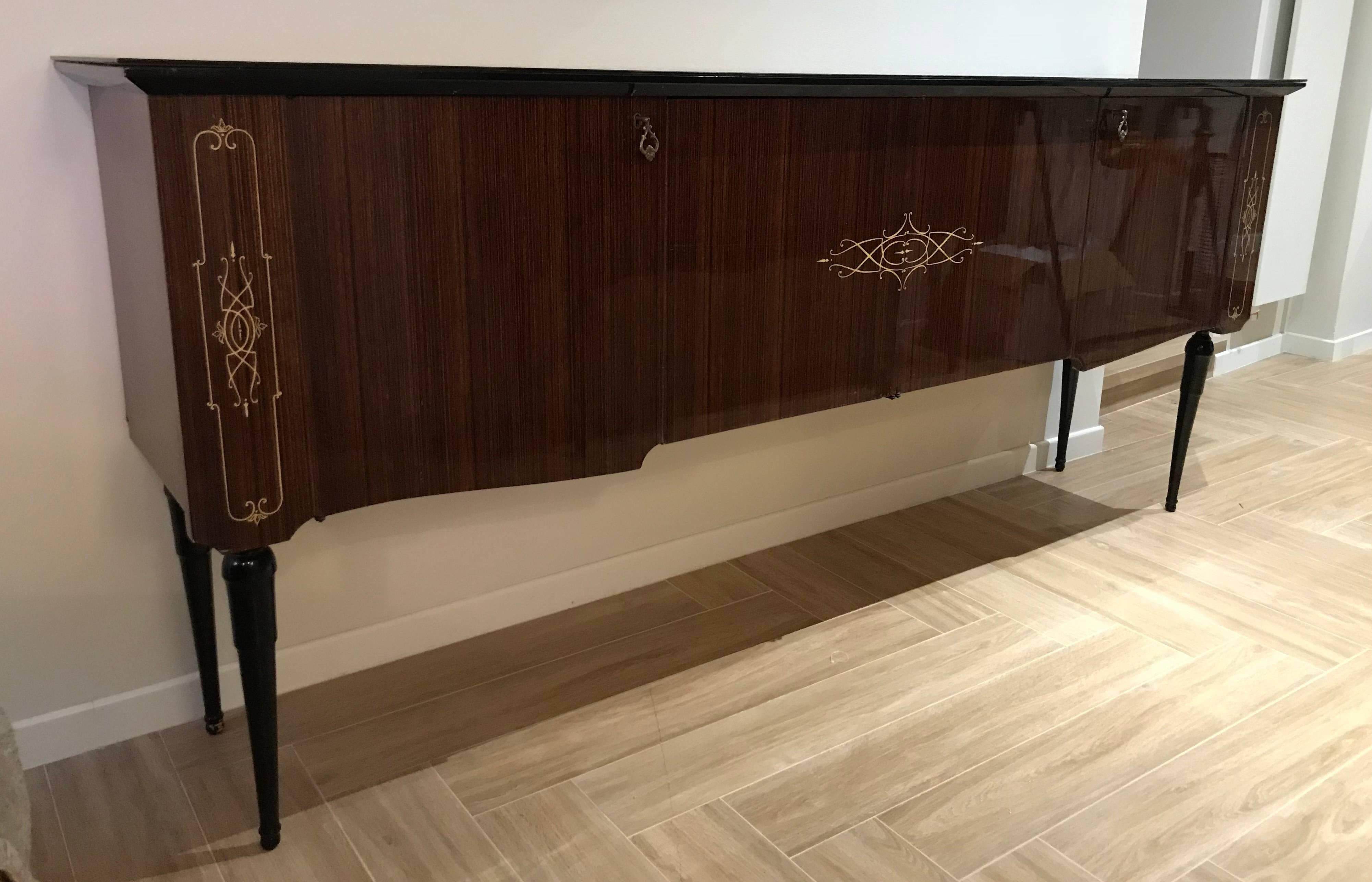 Large Sideboard Paolo Buffa Style, 1950s  In Good Condition In Sofia, BG