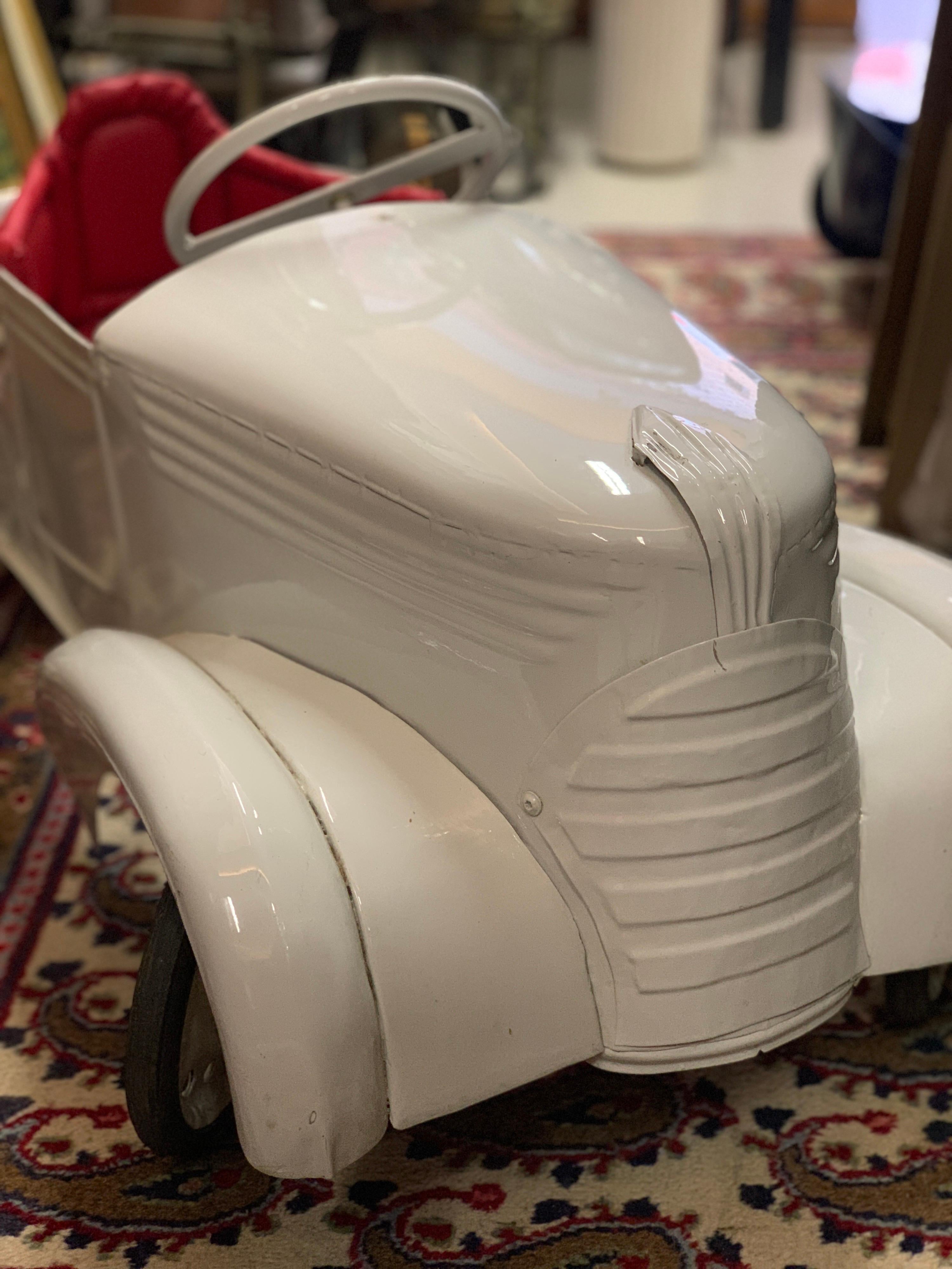 20th Century Mid-Century Vintage French White Metal Pedal Car, circa 1950s For Sale