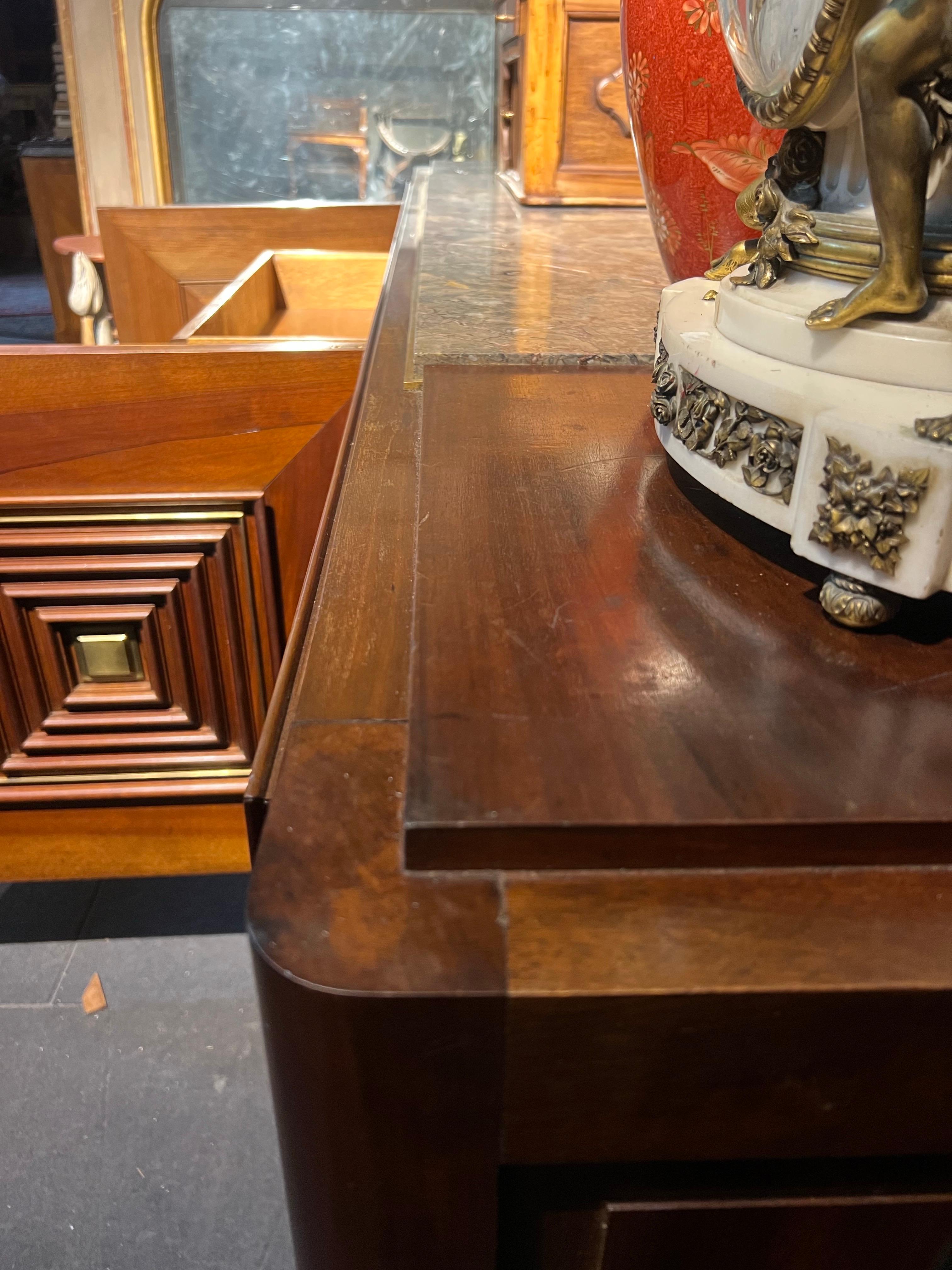 Grande credenza francese d'epoca in mogano attribuita a Maxime Old 1910-1991 in vendita 1