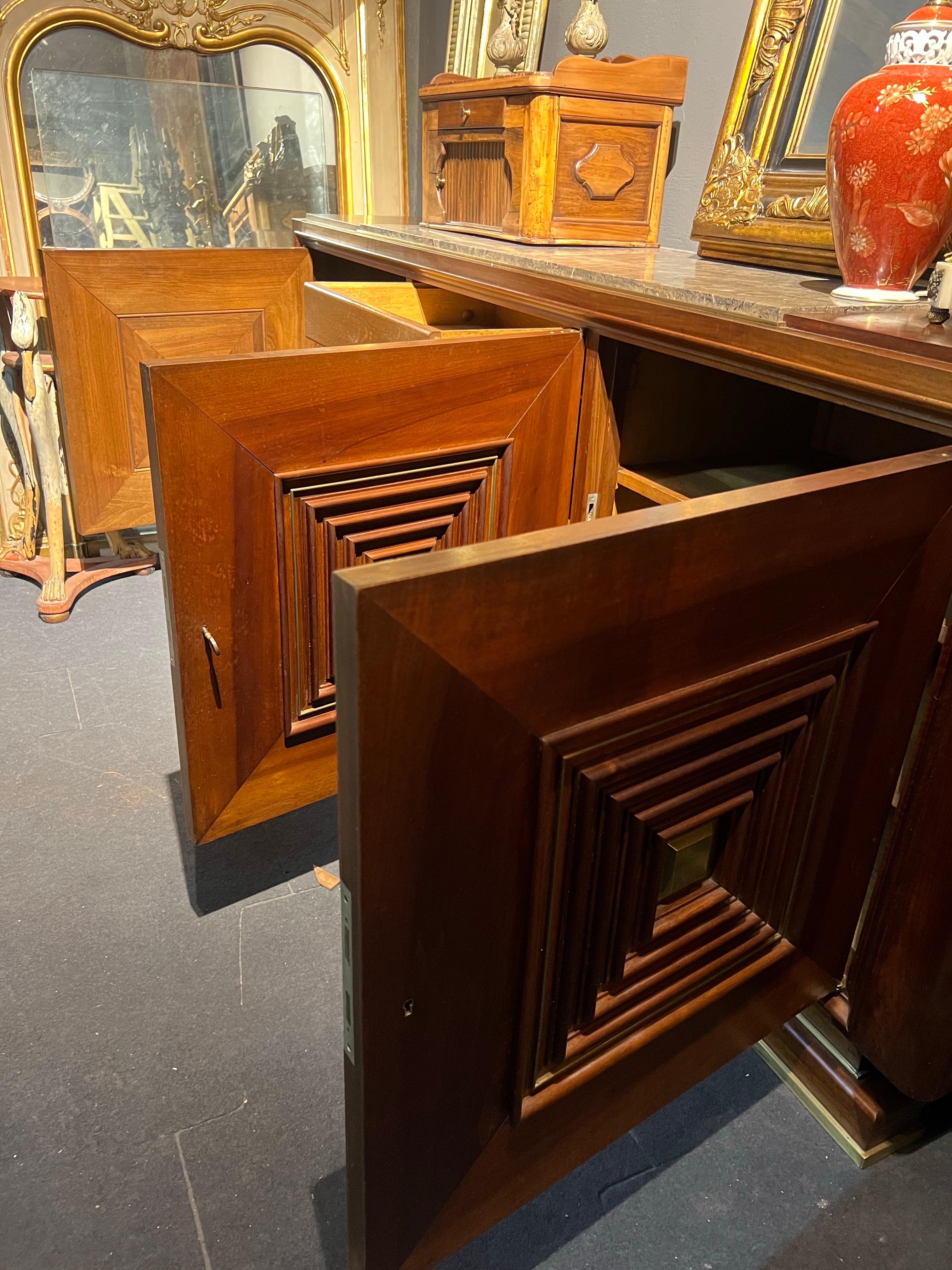 Grande credenza francese d'epoca in mogano attribuita a Maxime Old 1910-1991 in vendita 6