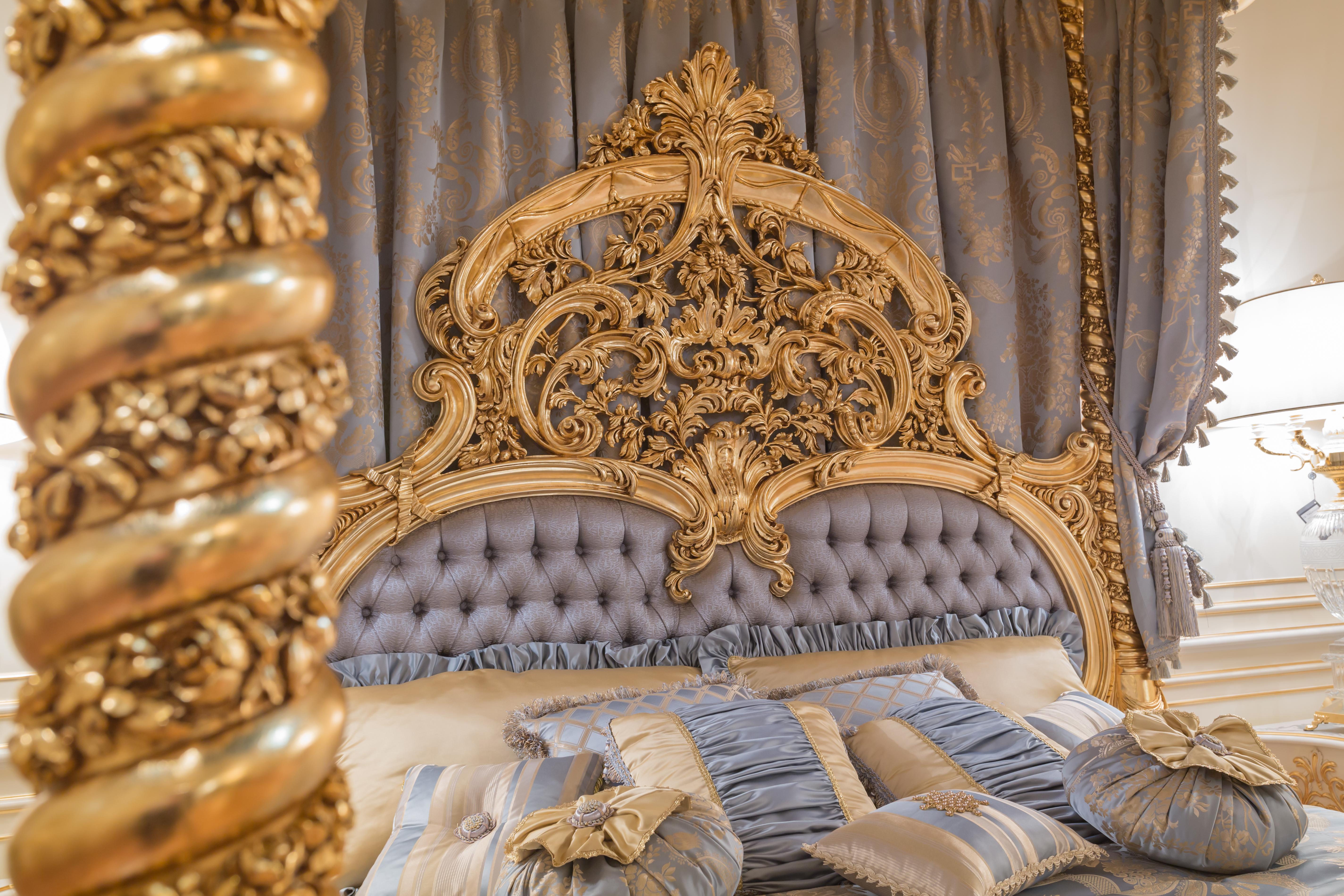 Magnificent Personalized Classical Italian Canopy Bed Frame 2